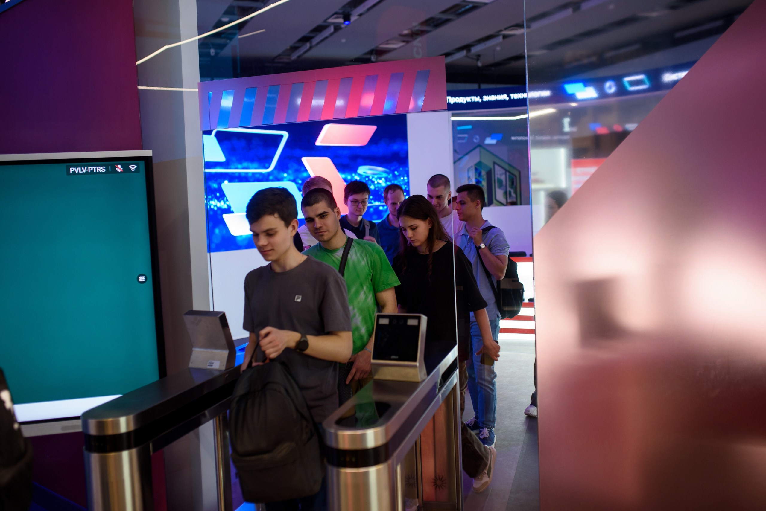 Стажировка Правительства Москвы / «ДИТворкинг». Фотограф и Видеограф в Москве. Олег Корушев