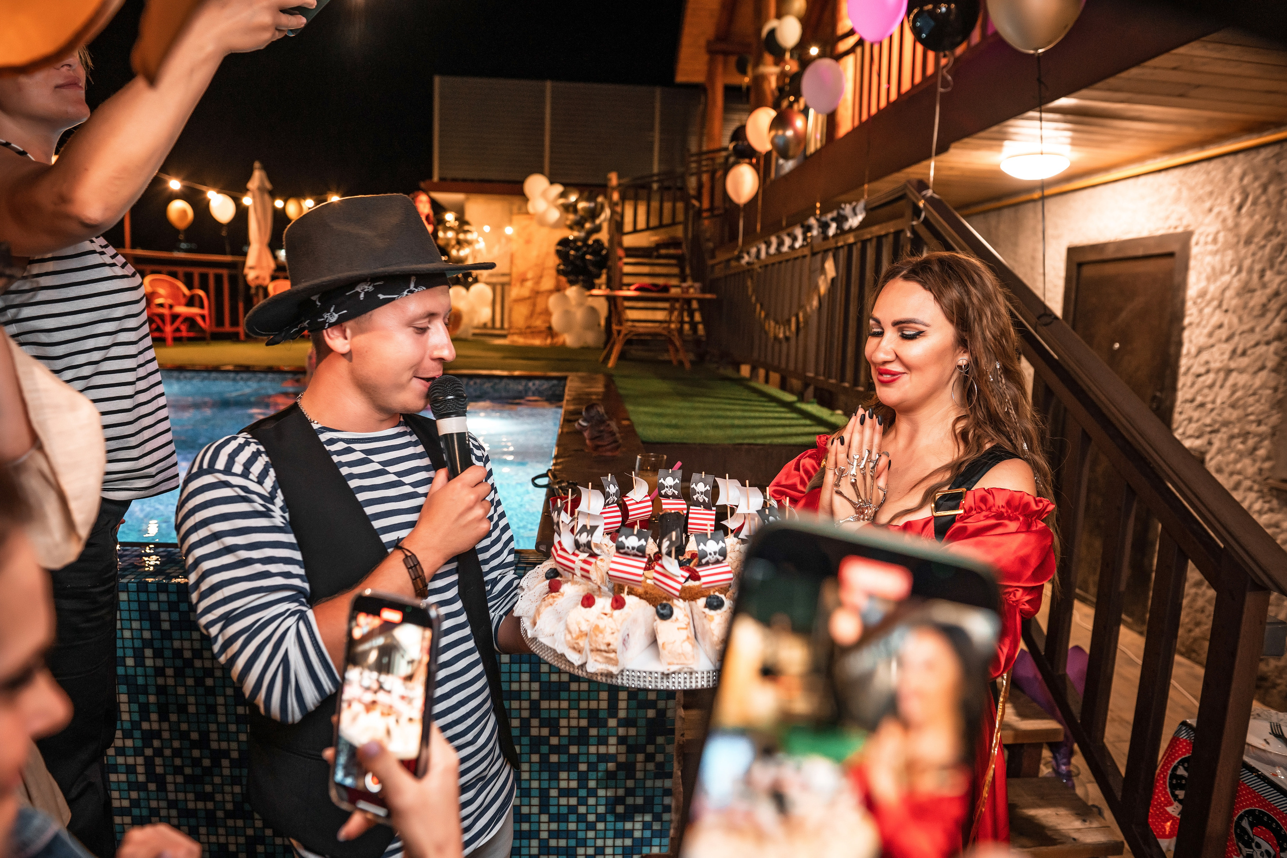 Фотограф в Адлере на день рождение. Фотограф Сочи