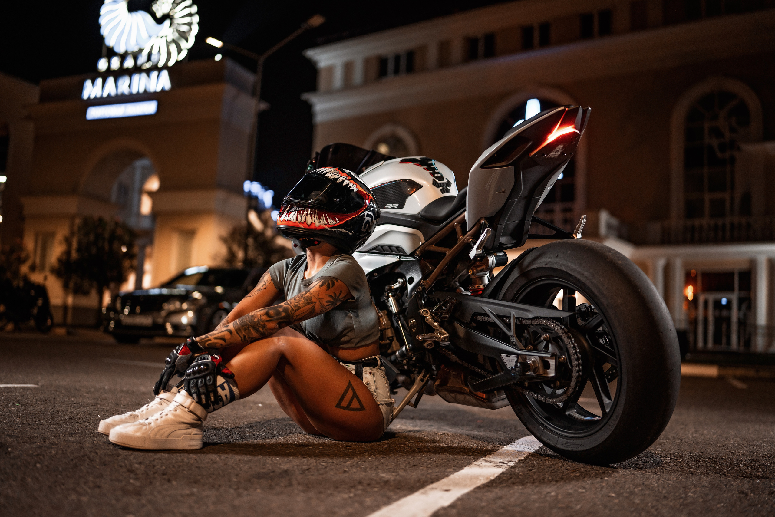 Сьемка с мотоциклом puhlyasshh. Фотограф Сочи