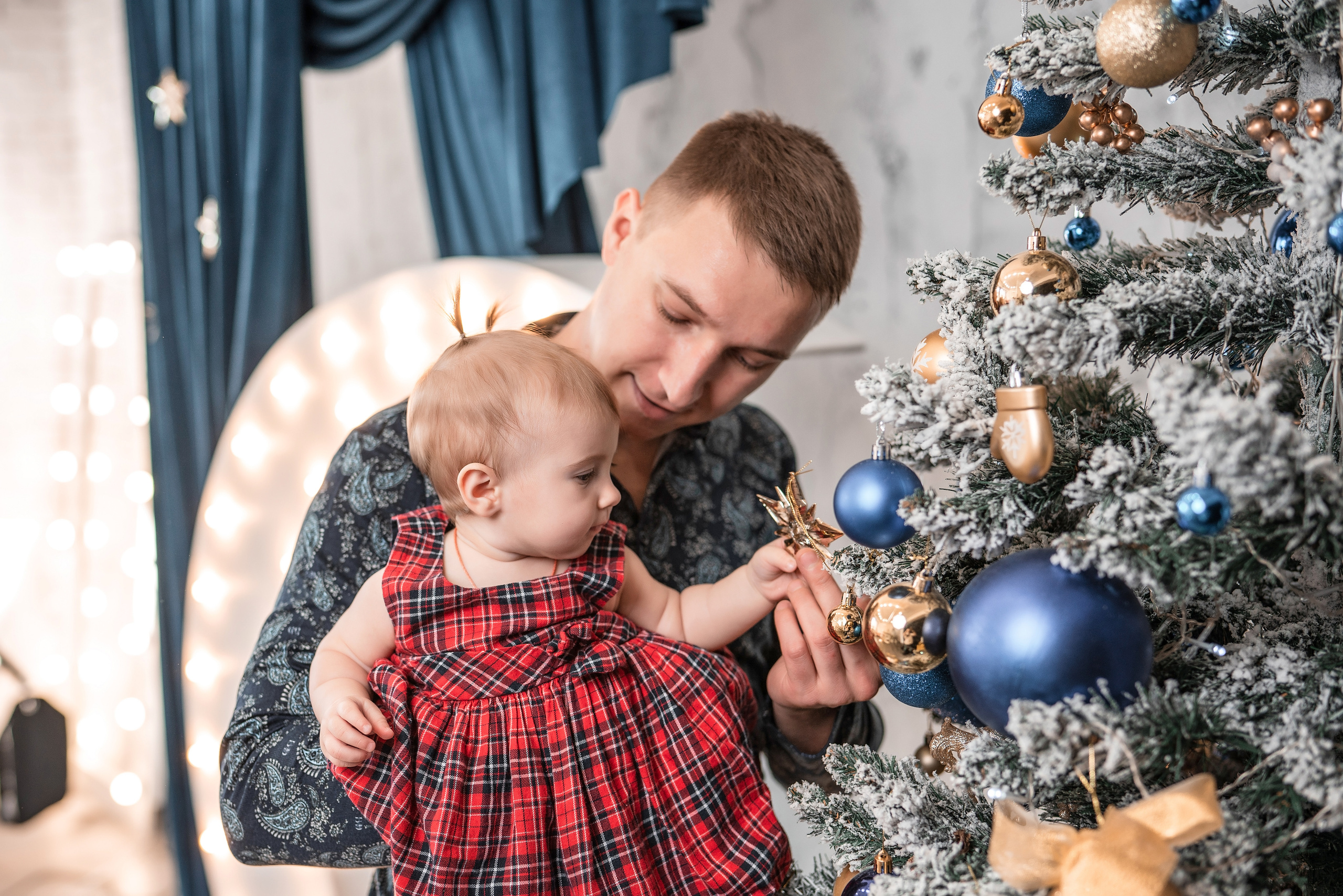 Семейная фотосессия в студии Сочи. Фотограф Сочи