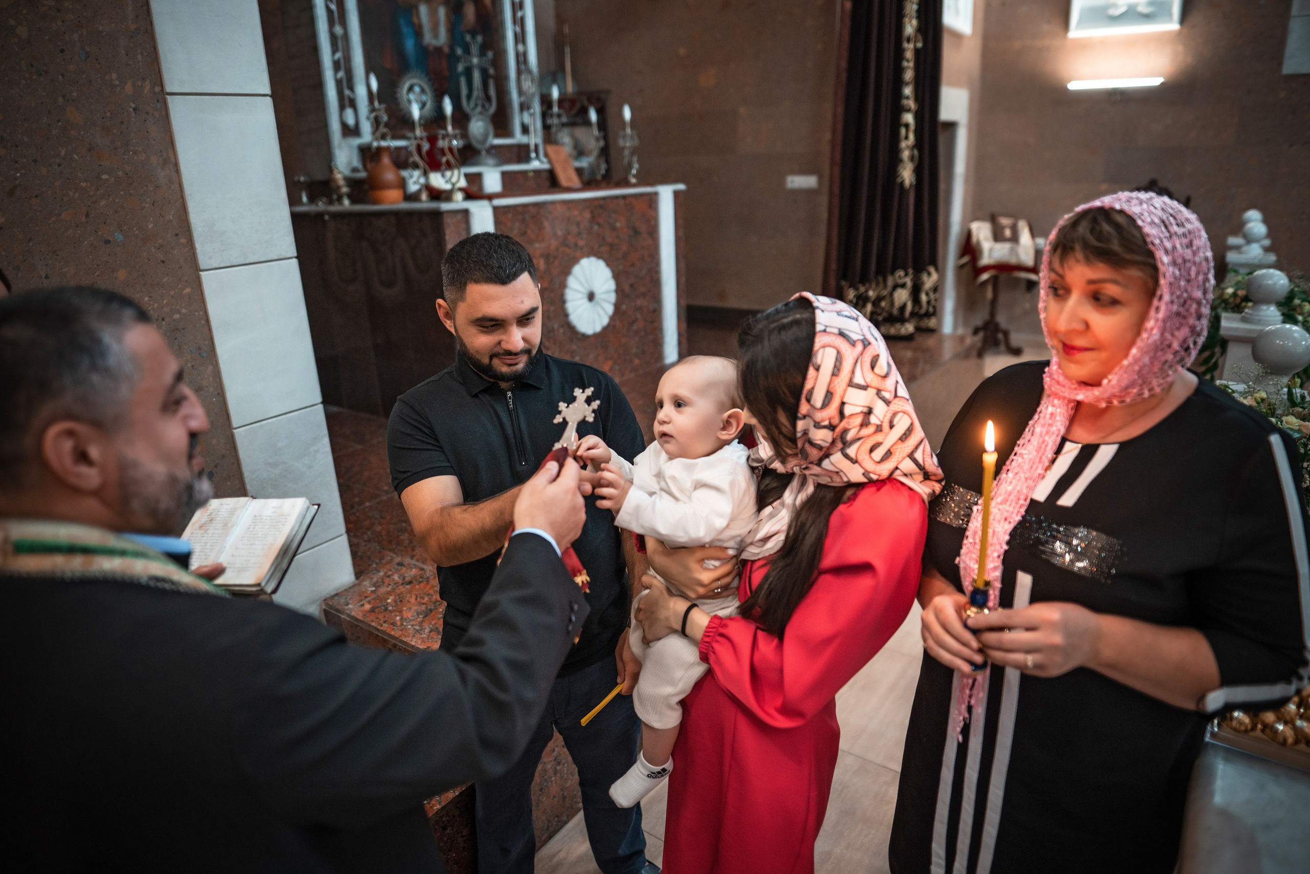 Фотограф Красная поляна крещение. Фотограф Сочи