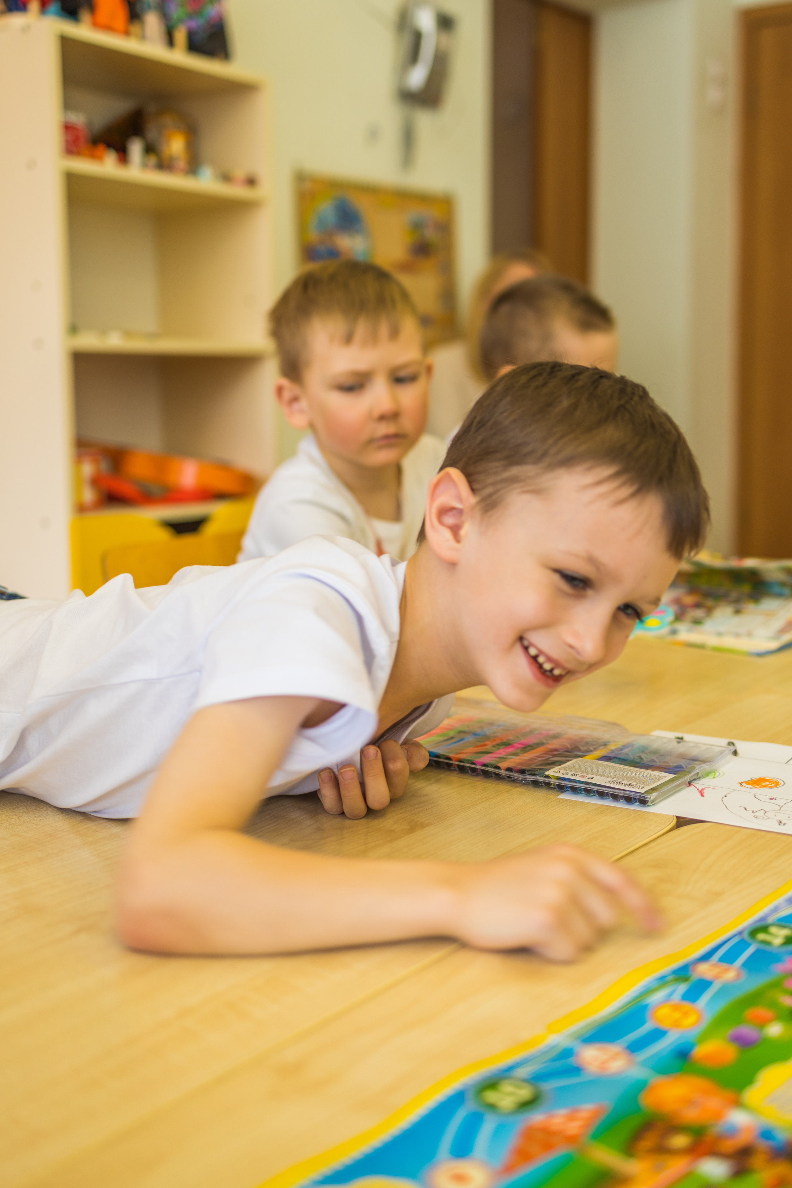 Фотосессия в детском саду для фотоальбомов. Репортажный и студийный фотограф в Москве — Софи