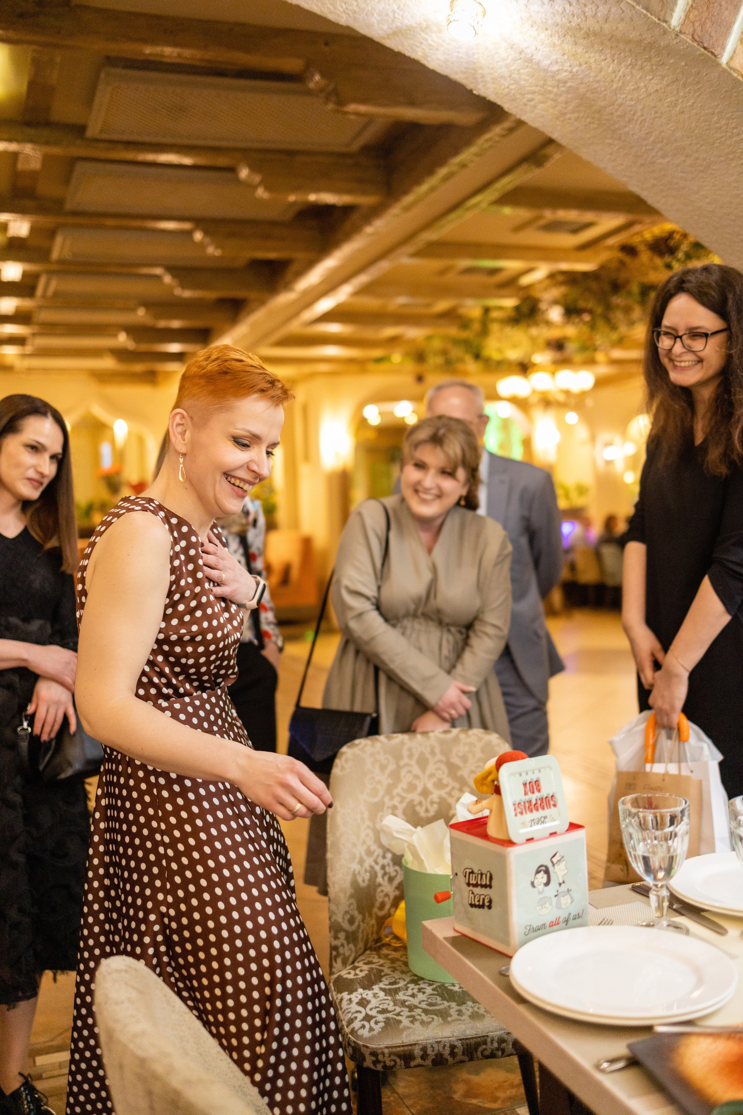 Празднование дня рождения в ресторане. Репортажный и студийный фотограф в Москве — Софи