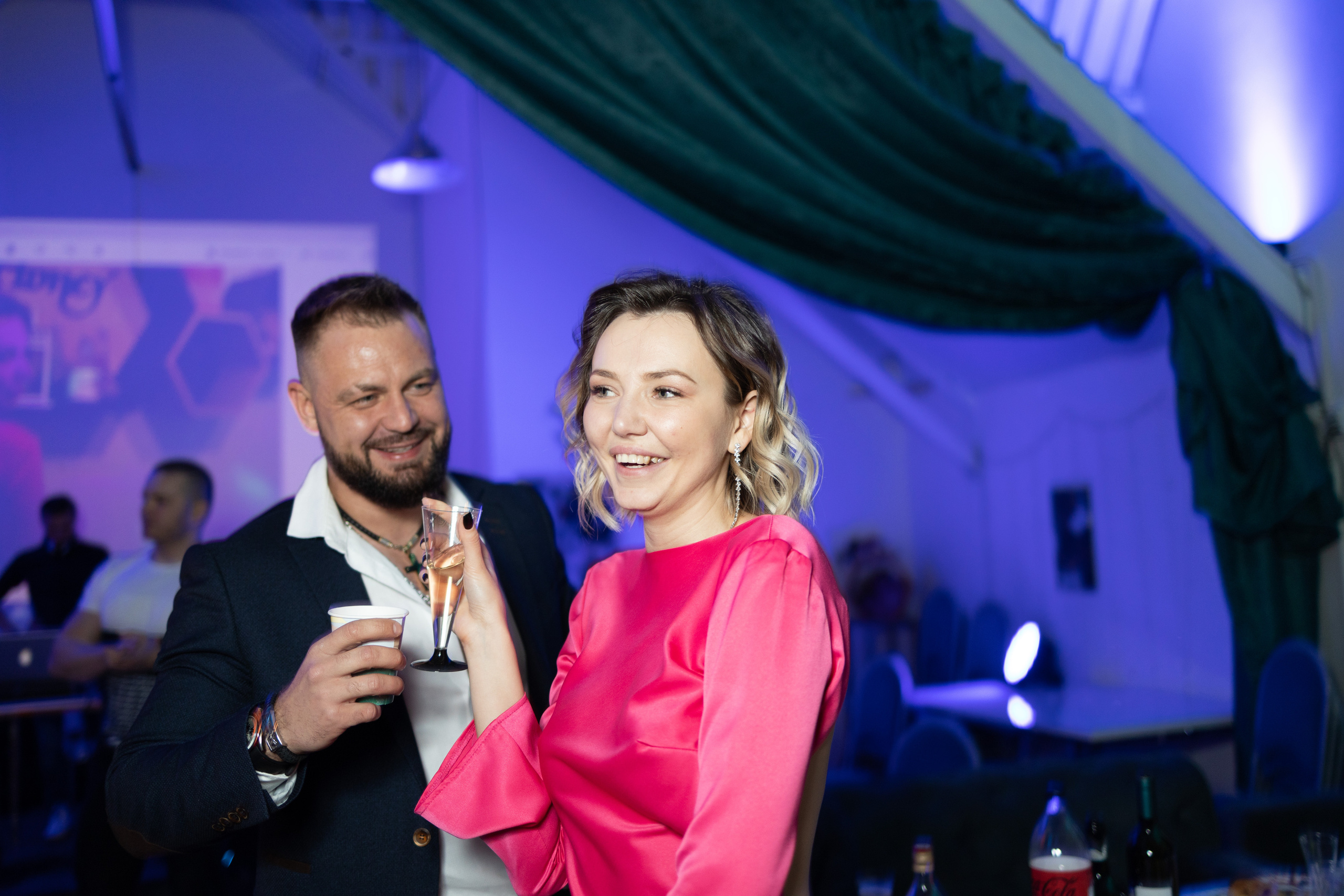 Празднование дня рождения в лофте. Репортажный и студийный фотограф в Москве — Софи