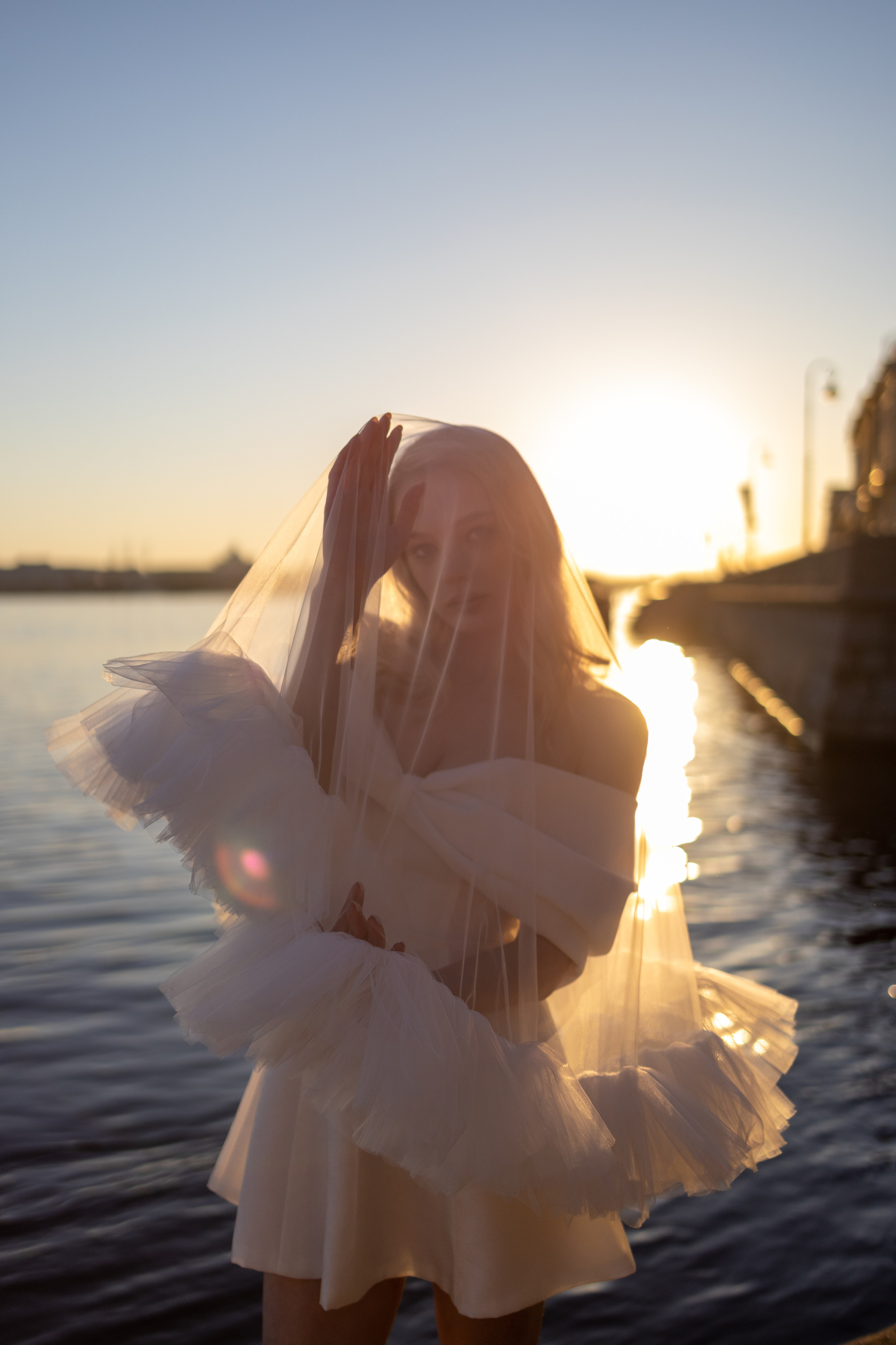 Белое платье, белая фата, белые ночи…. Репортажный и студийный фотограф в Москве — Софи