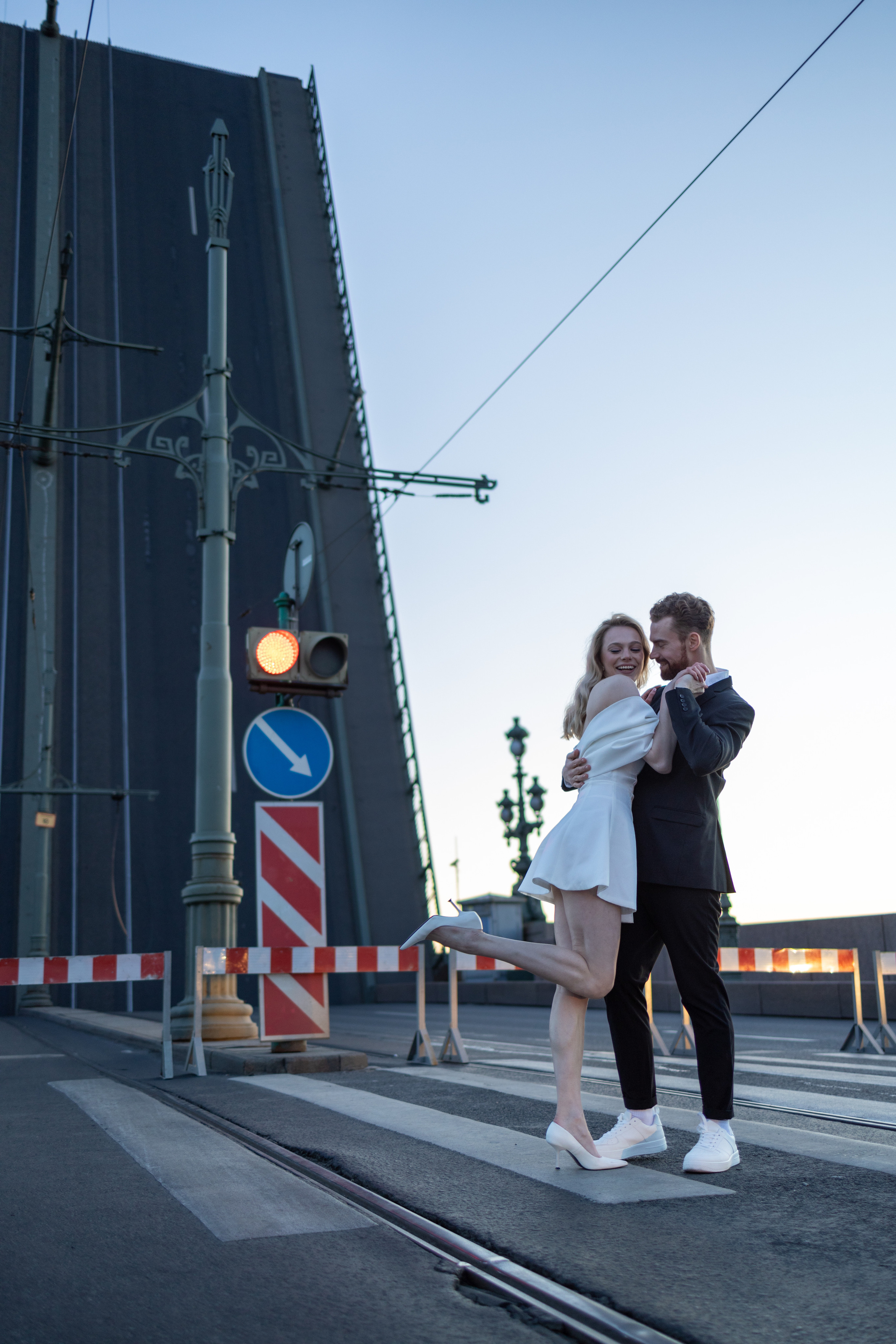 Белое платье, белая фата, белые ночи…. Репортажный и студийный фотограф в Москве — Софи