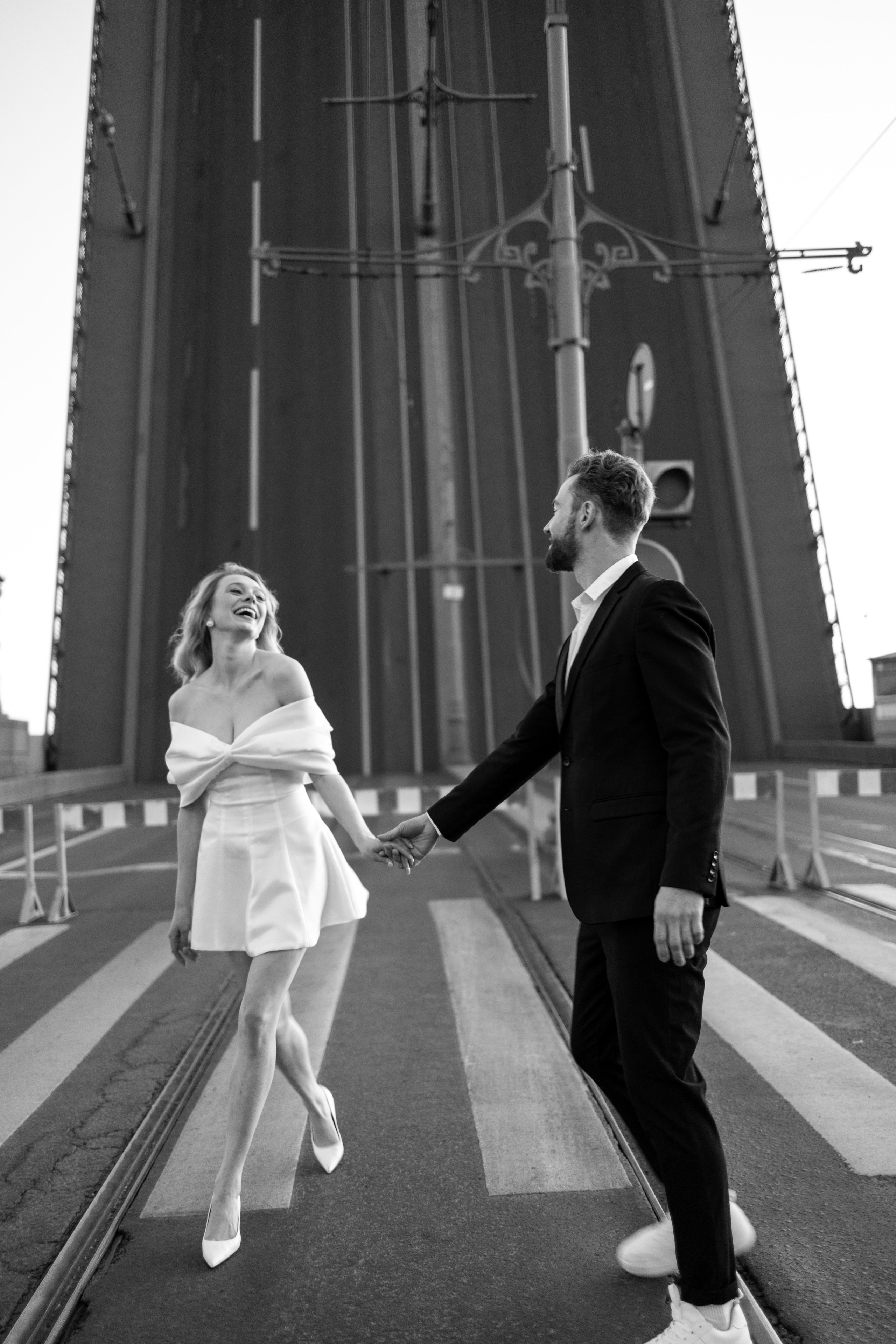 Белое платье, белая фата, белые ночи…. Репортажный и студийный фотограф в Москве — Софи