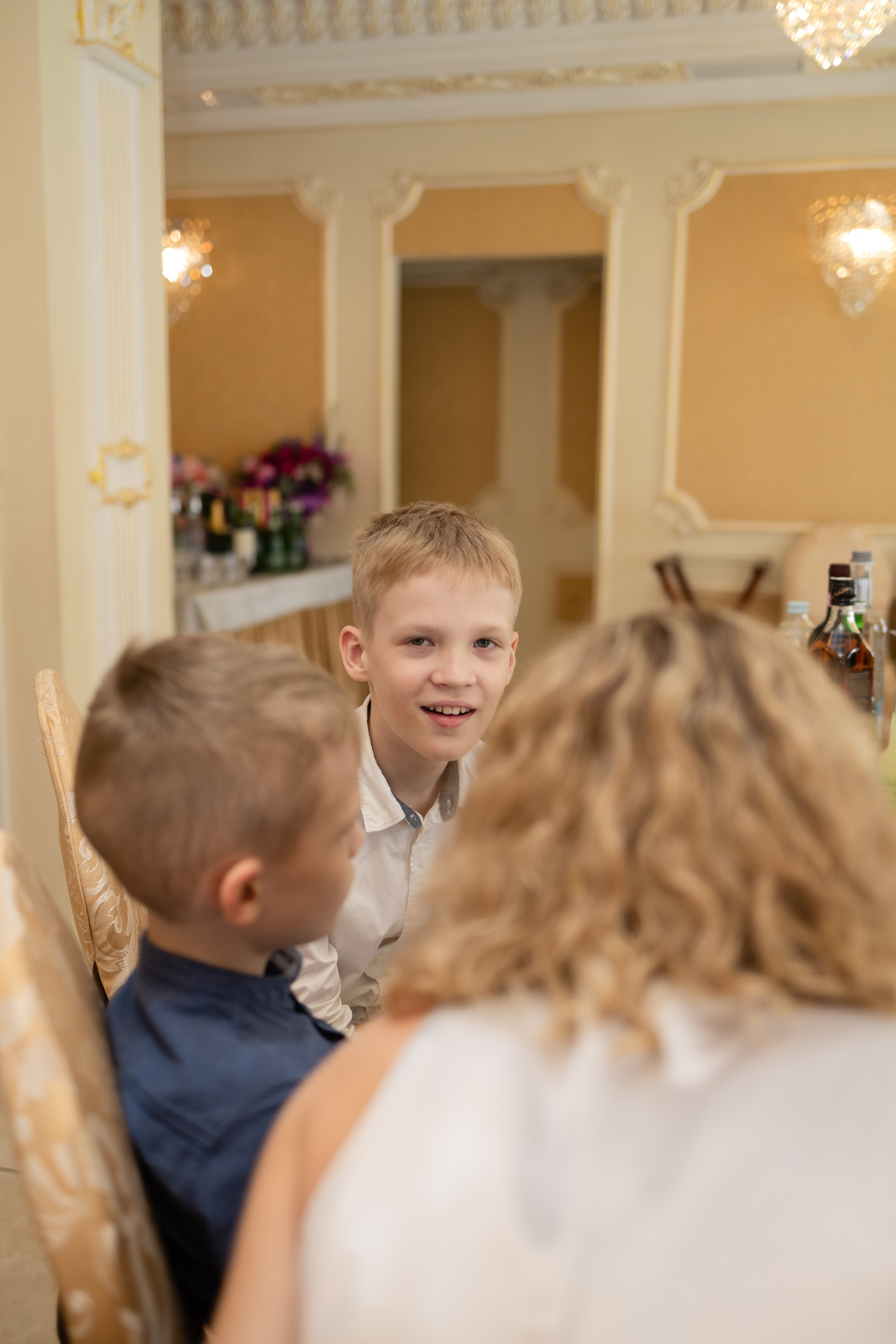 Празднование дня рождения в ресторане. Репортажный и студийный фотограф в Москве — Софи