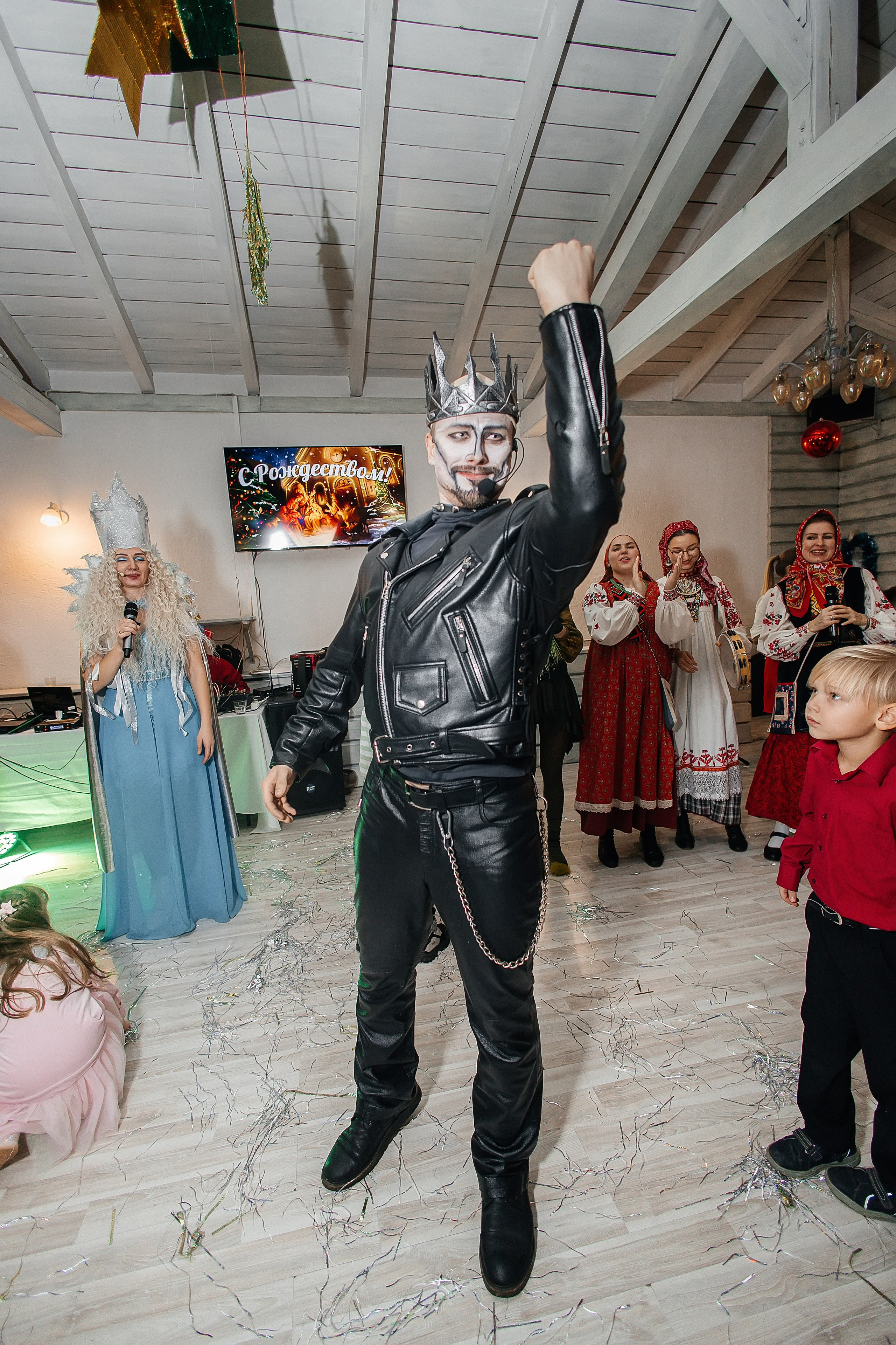 Рождество в ресторане «Казачок». Александр Антонов. Профессиональный свадебный, репортажный фотограф в Москве, Подольске. Фото+Видео на любой праздник