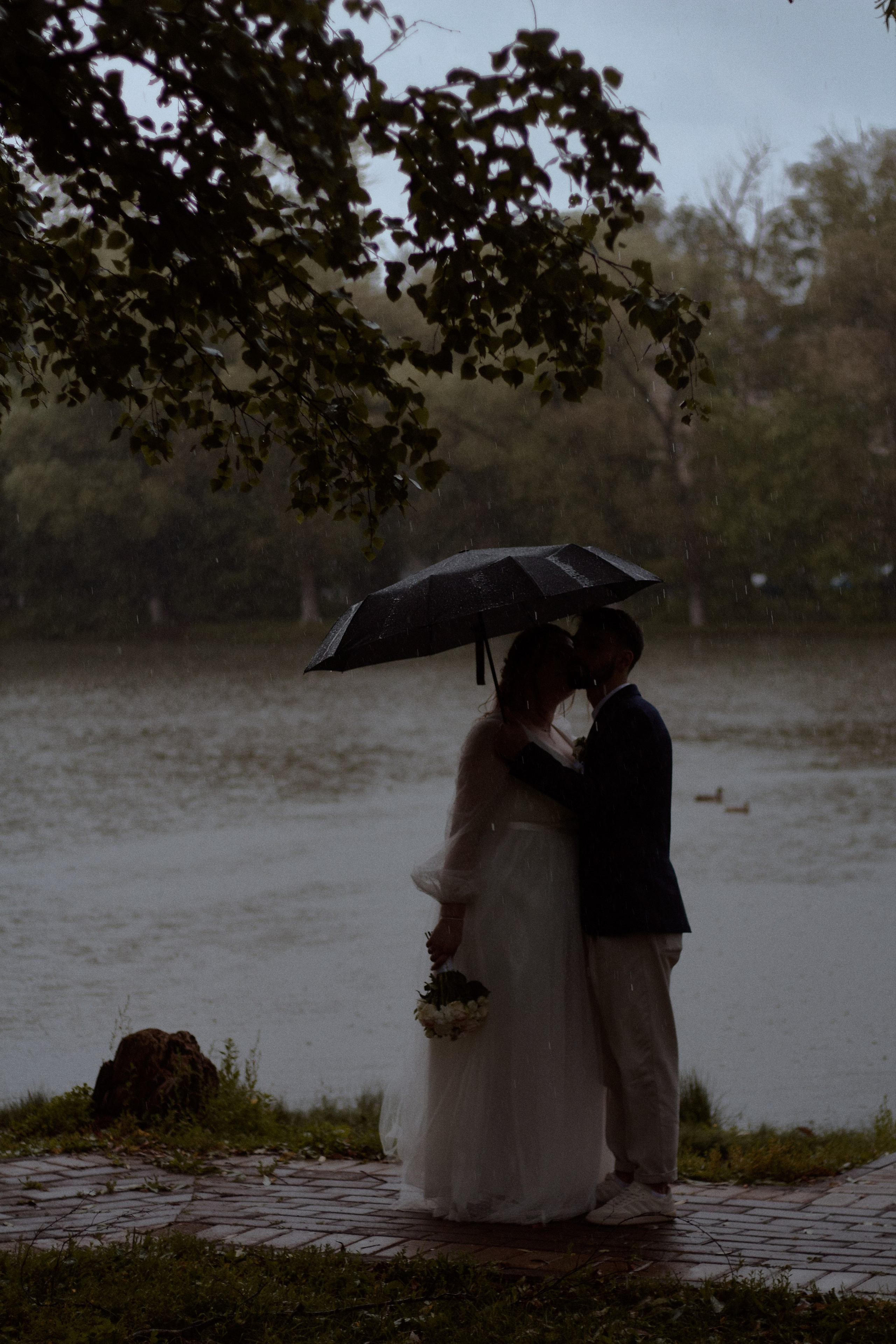 Виктория и Даниэль. Владимирский храм. Фотограф лавстори Москва/МО Приятелева Ангелина