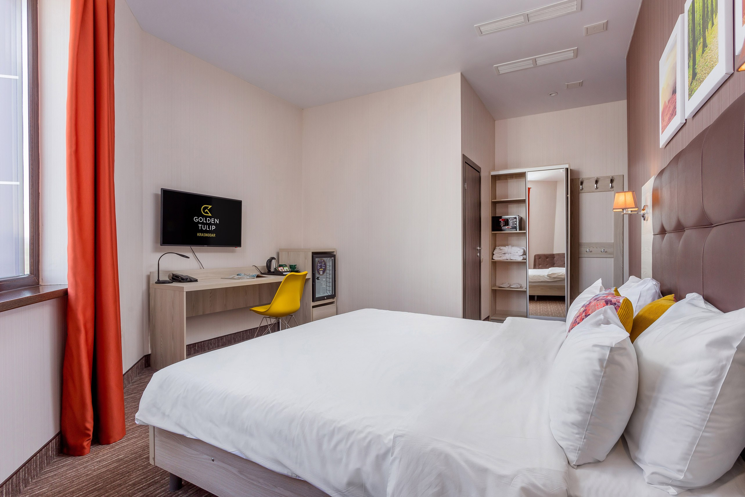 Hotels. Interior photographer Vitalii in Portland and Vancouver