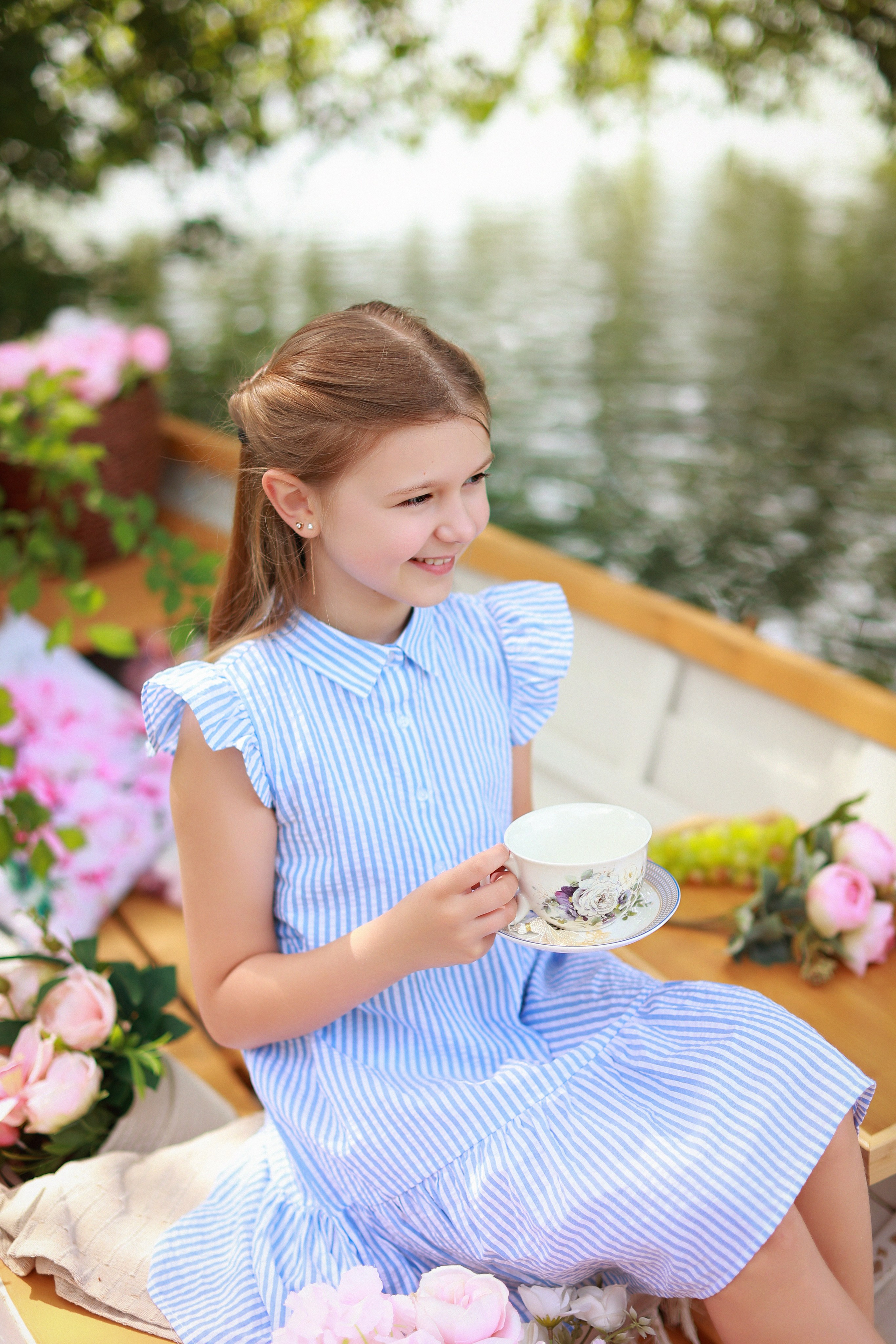 Цветочная лодочка. Детский семейный фотограф Краснодар