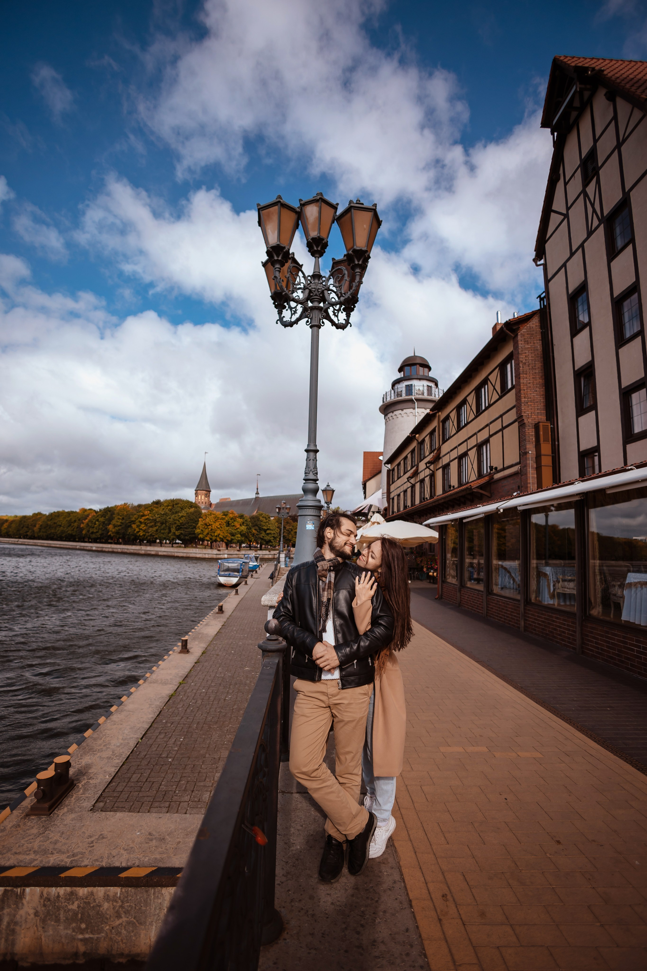 Прогулка по Рыбной деревне и острову Канта, осень. Фотограф в Калининграде свадебная фотография, репортажная, фотосессии