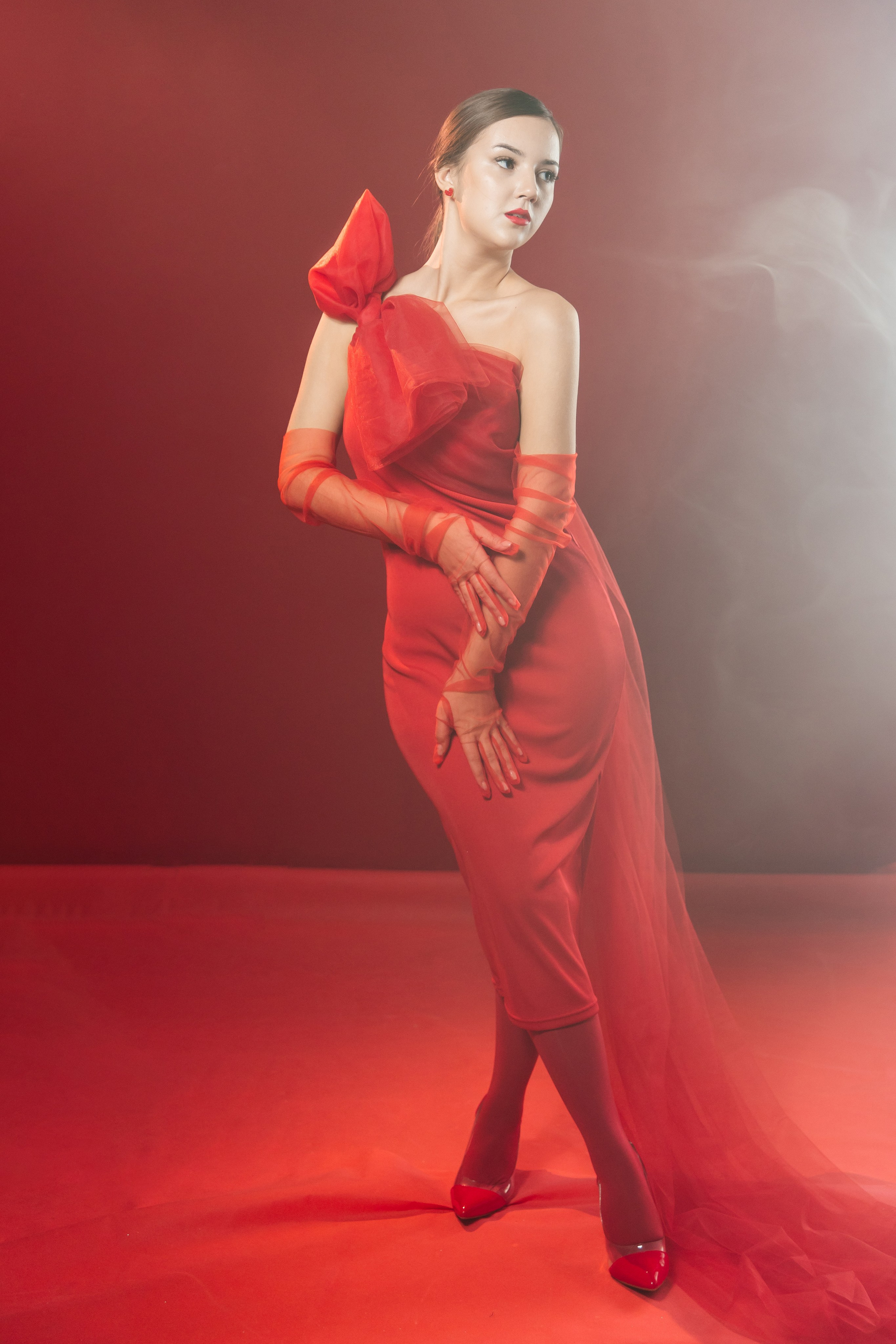 В красном. Семейный и Персональный фотограф в Пензе