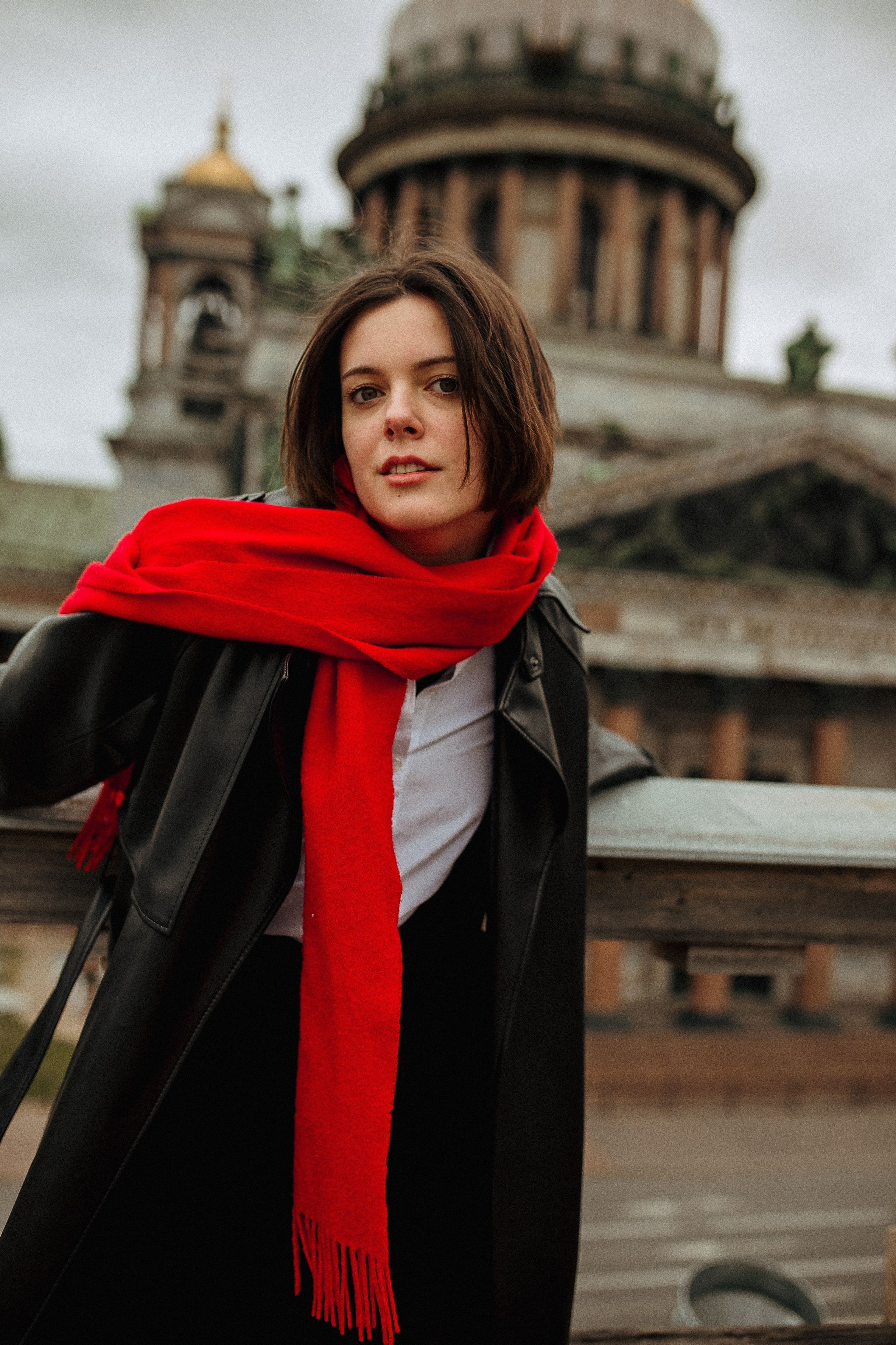 Анна на крышах Питера. Семейный и Свадебный фотограф в Санкт-Петербурге Плохая Екатерина