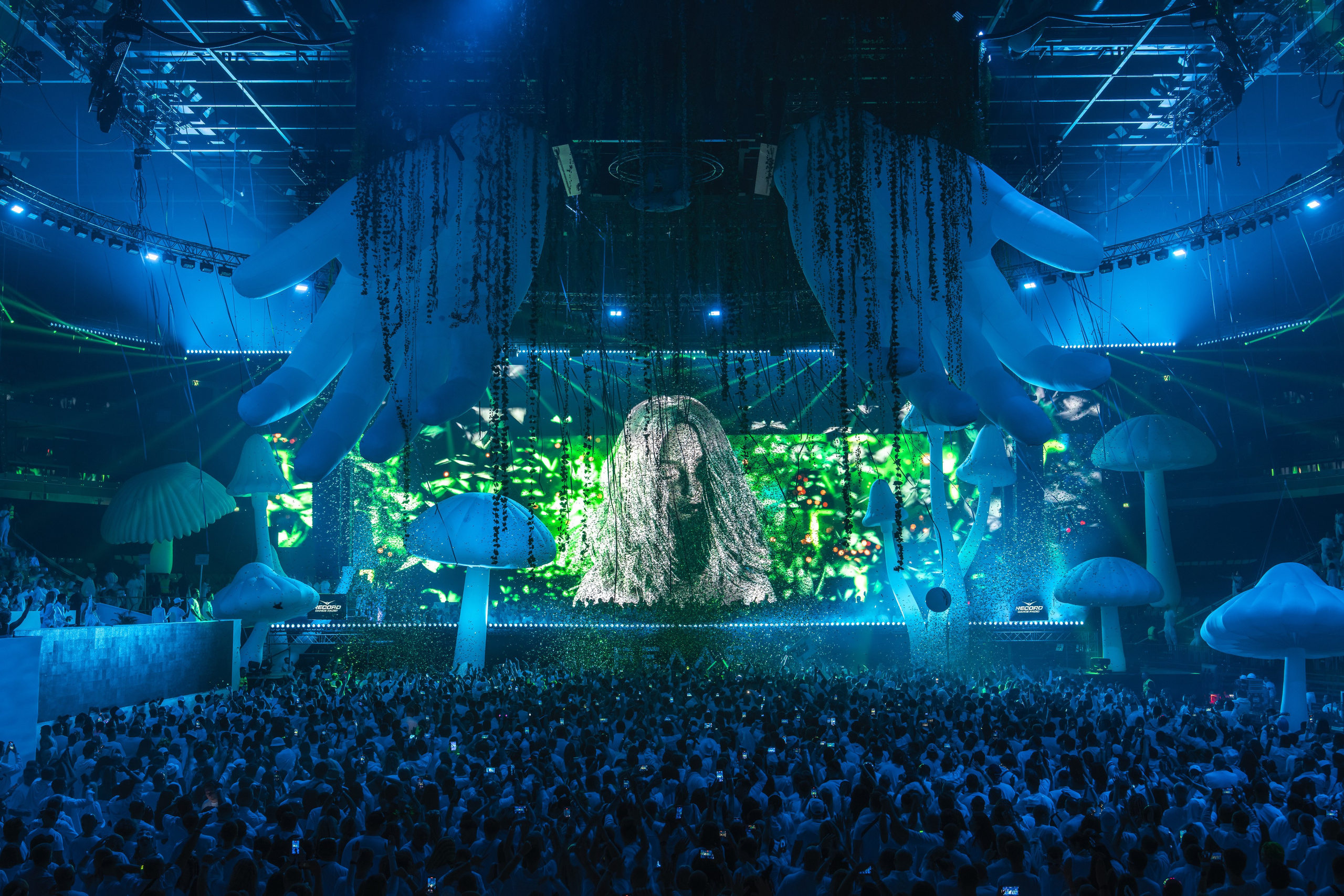 БЕЛАЯ 2025. Святослав Буньков | фотограф