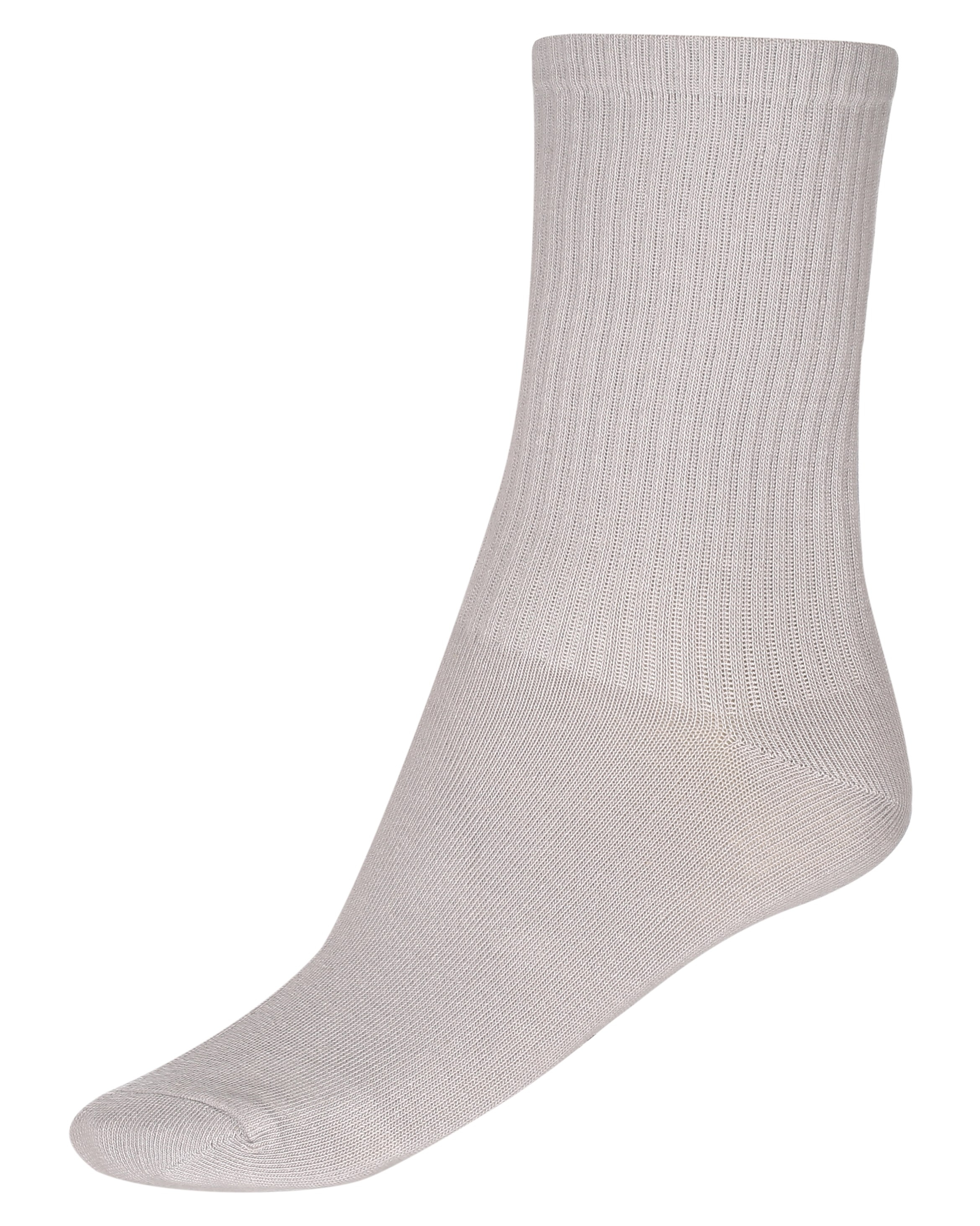 «Профессиональная студийная съемка носков разных цветов и текстур для каталога»«Рекламная фотосъемка носков на белом фоне с акцентом на качество материала»«Высококачественная съемка спортивных и повседневных носков для интернет-магазина»«Фотосъемка носков с детальной проработкой текстуры и цвета»«Каталожная съемка носков с яркими принтами и узорами в студии»