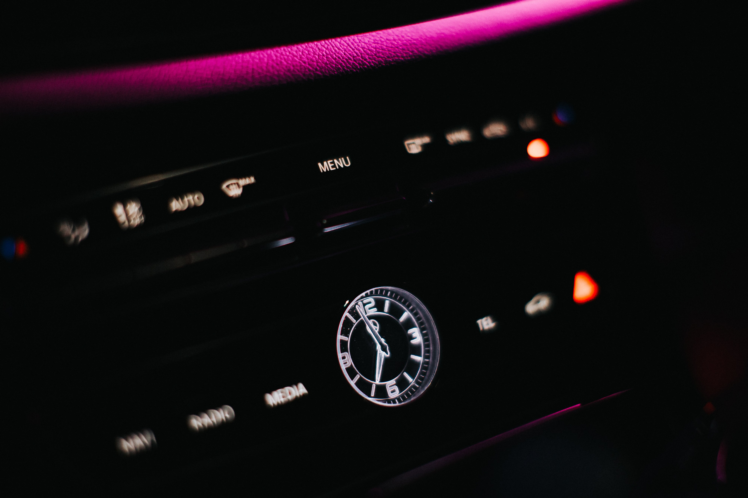 Mercedes Benz E 53. Фотограф в на Пхукете Сергей Войлоков