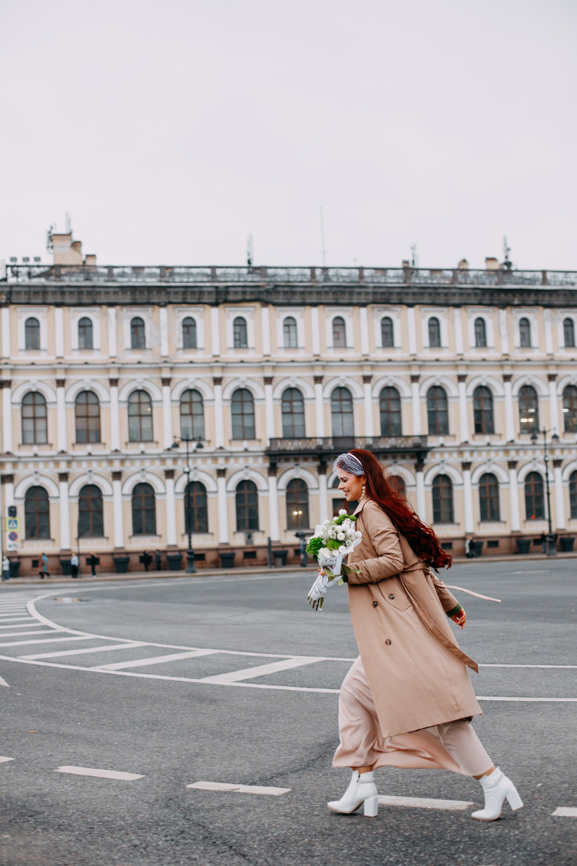 Прогулка у Исаакия. Фотограф в Санкт-Петербурге Alina Film