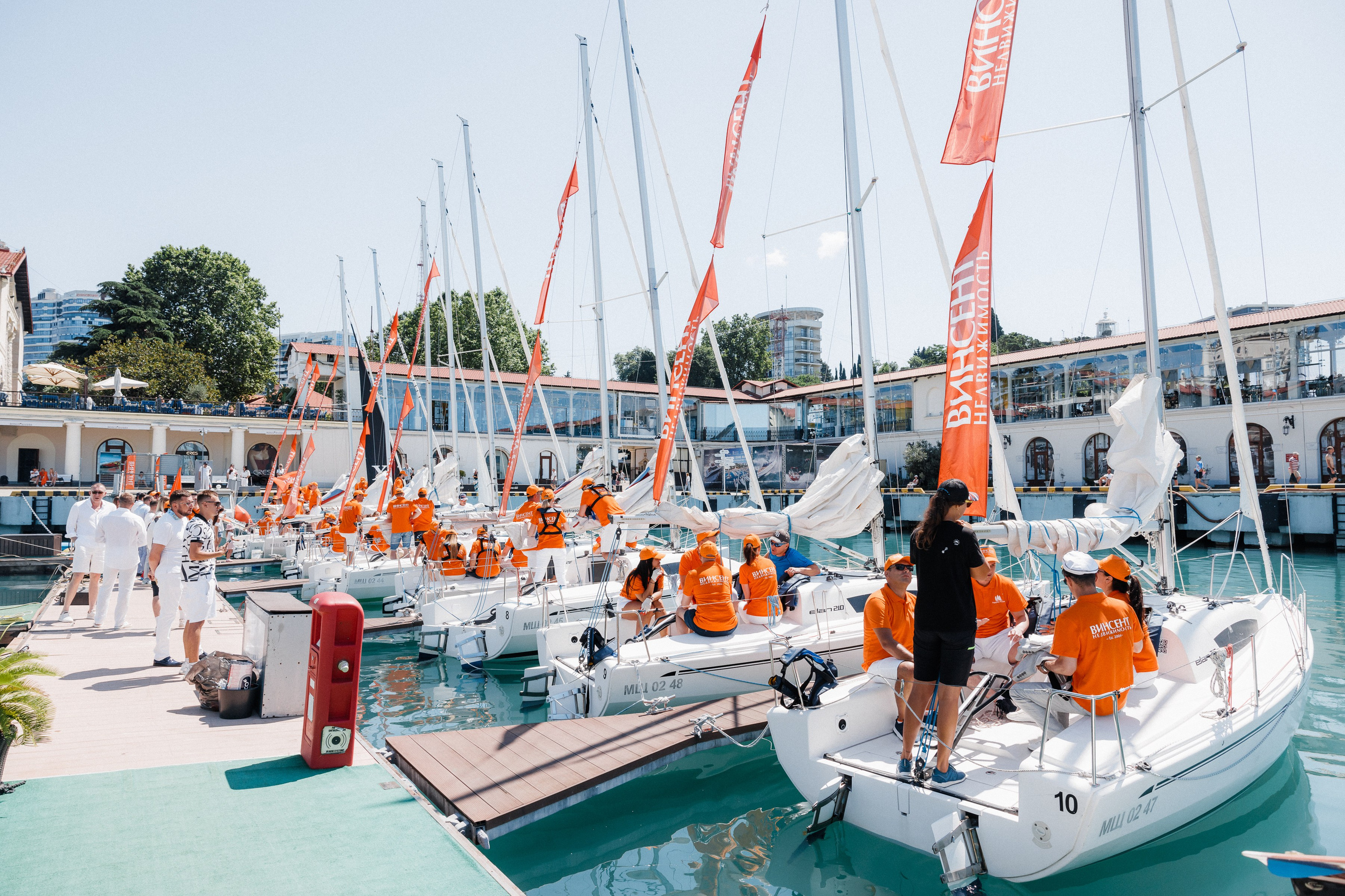 Корпоратив компании Винсент. Парусная регат. (Россия. Сочи 2022). Фотограф в Сочи, Репортажный фотограф Виктор Кочков-Филатов