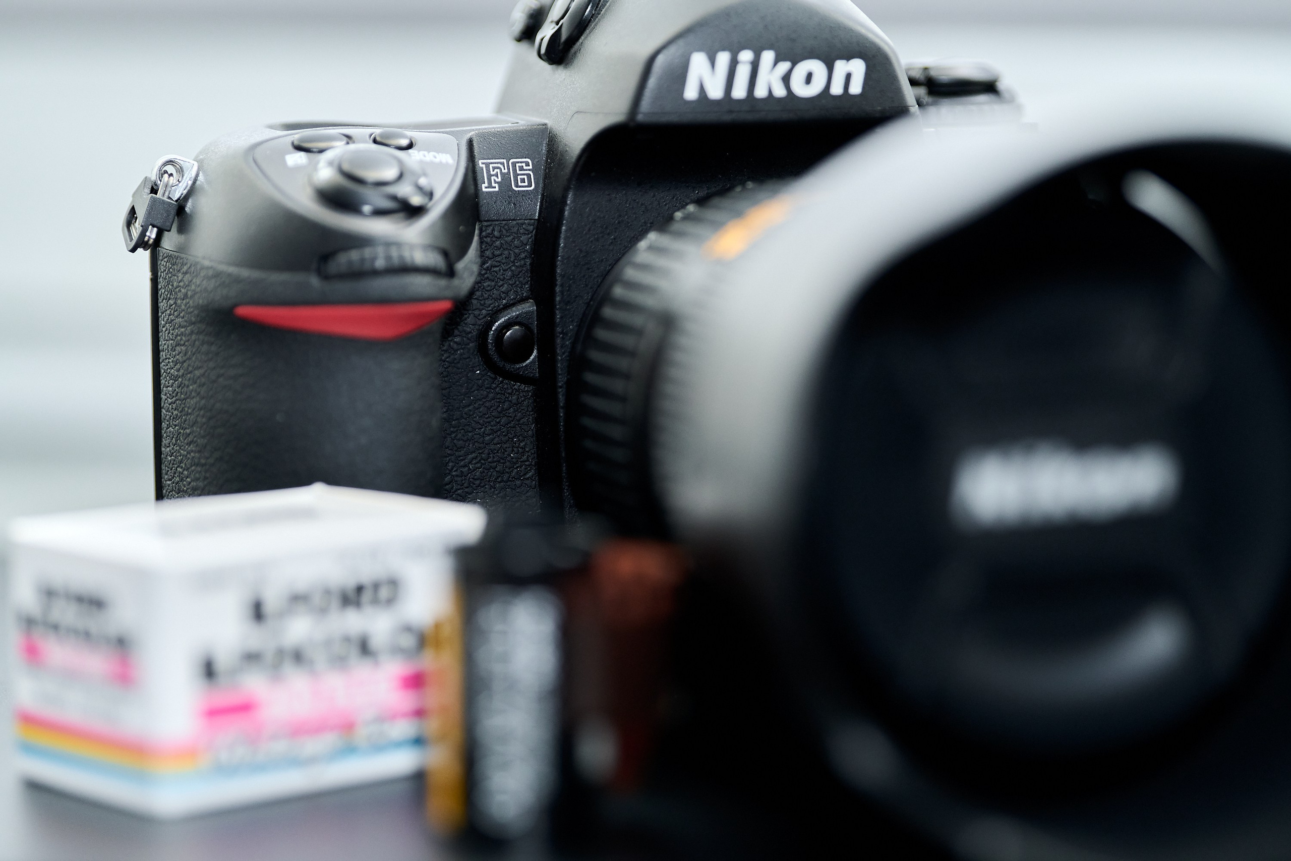 Фотосессии на пленочный фотоаппарат Nikon F6