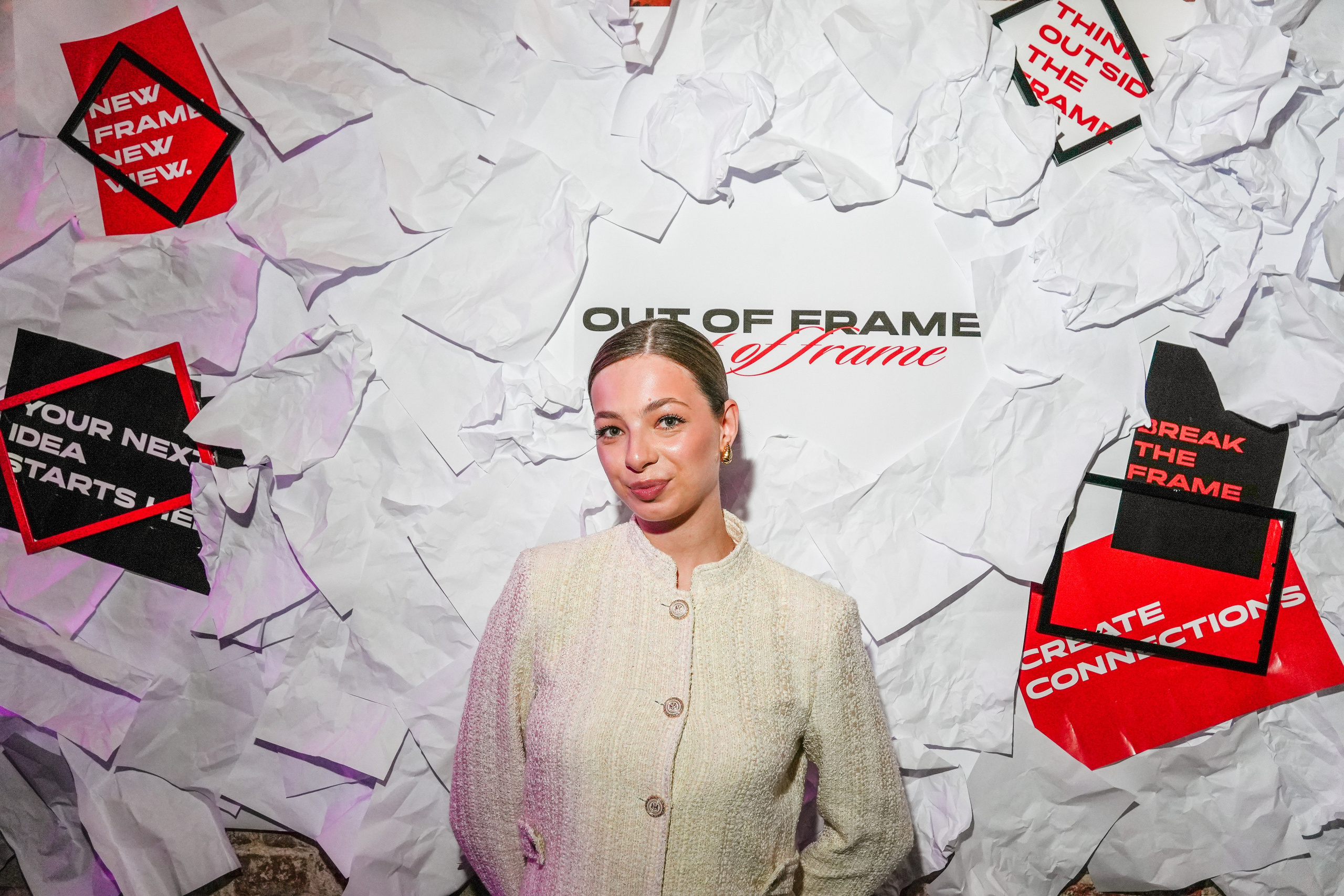 «OUT OF FRAME» / 18.06. Репортажный фотограф в Москве Старовойтов Матвей