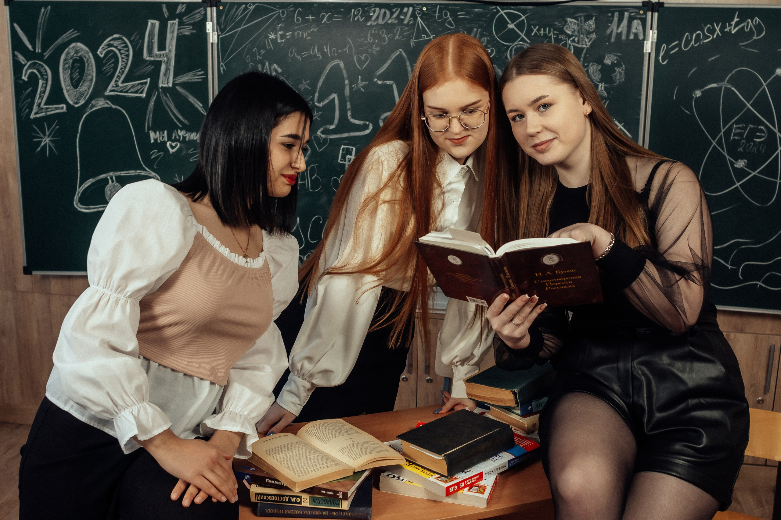 Выпускные альбомы Ольга Плаксина - Красноармейск, Саратов. Ольга Плаксина фотограф в Саратове