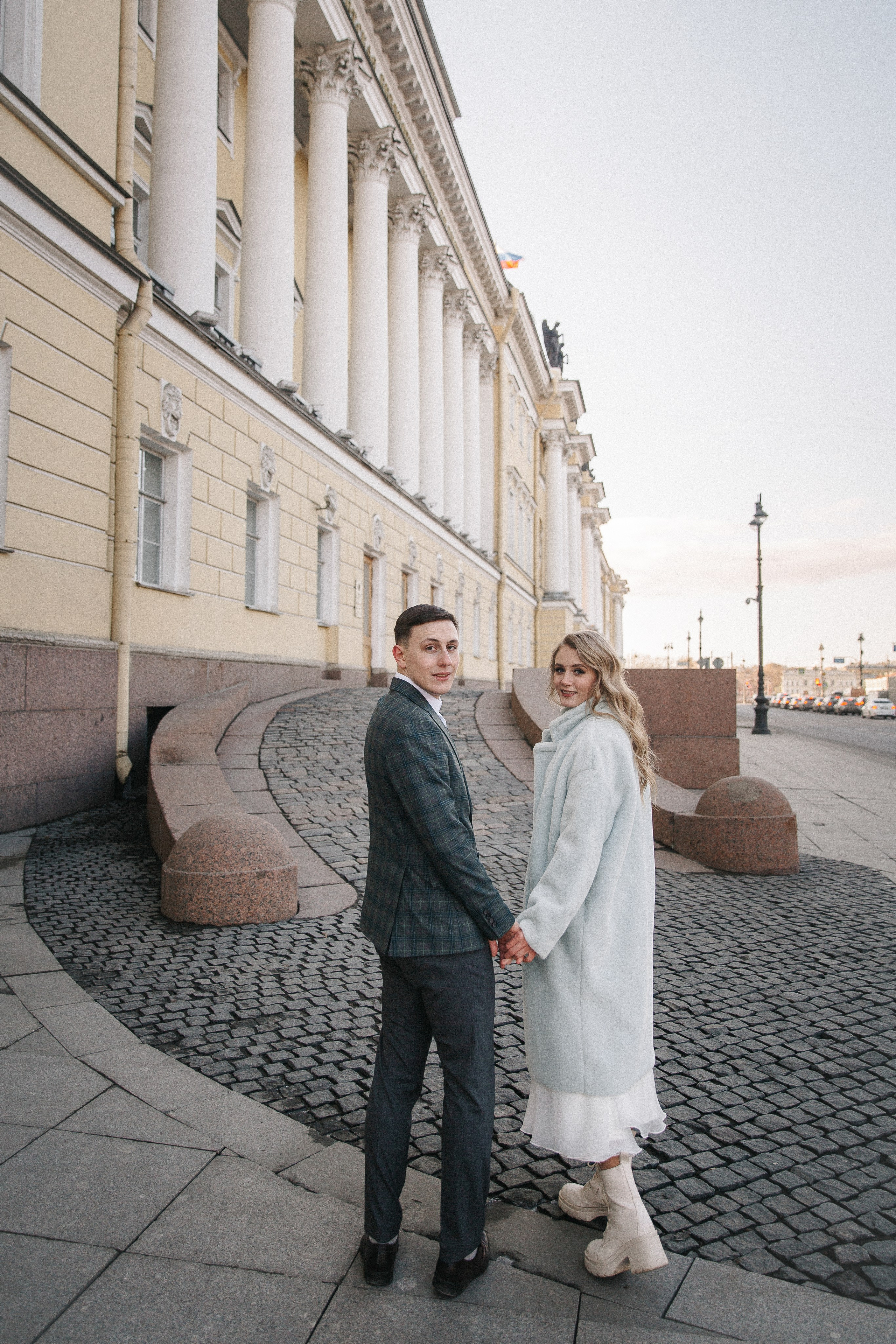 ДВОРЕЦ № 1 | Март, Исаакий, Английская набережная. Свадебный фотограф в Санкт-Петербурге Полина Корзухина