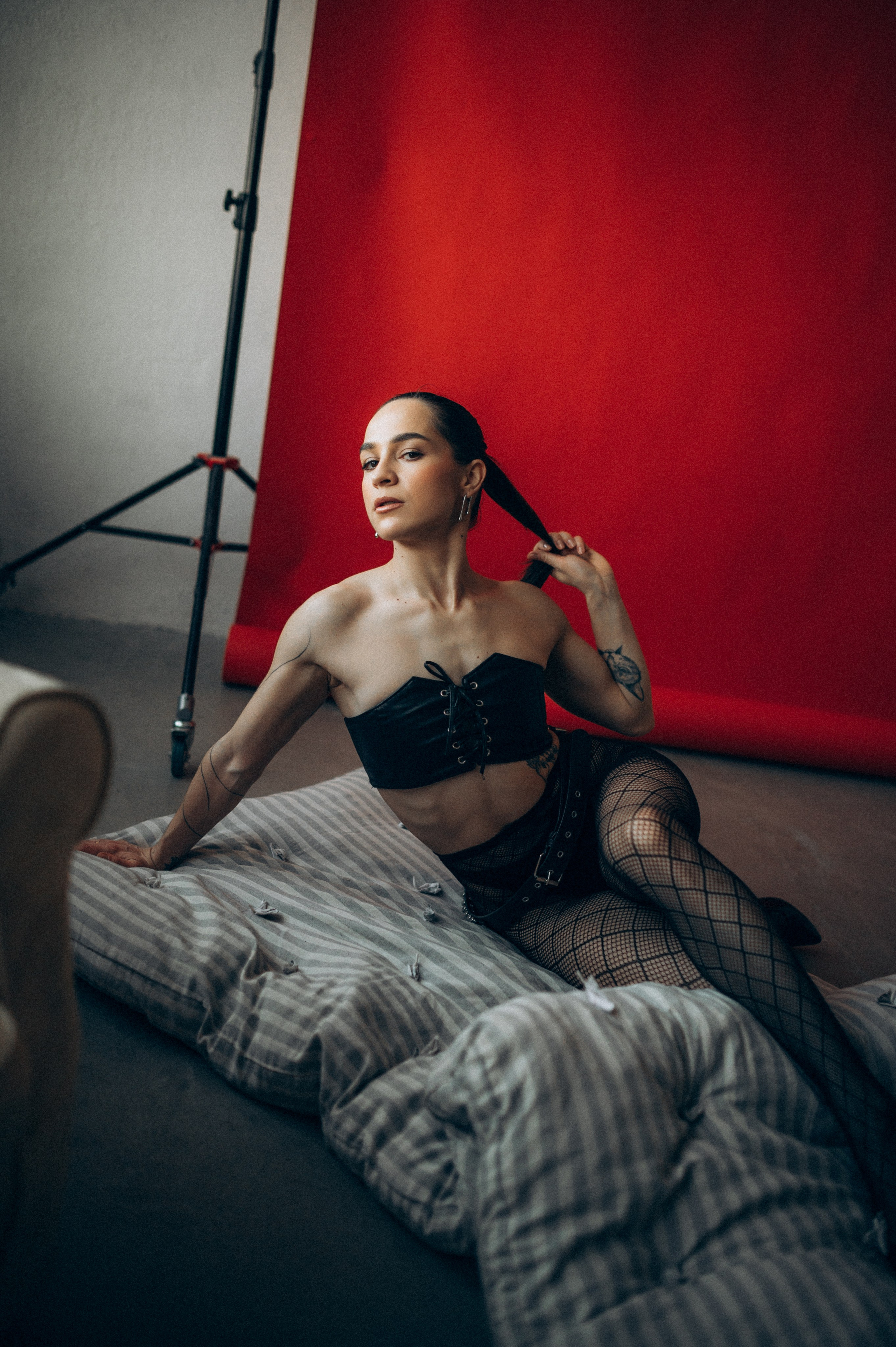 Дерзкая фотосессия в студии. Фотограф Алексин, Тула