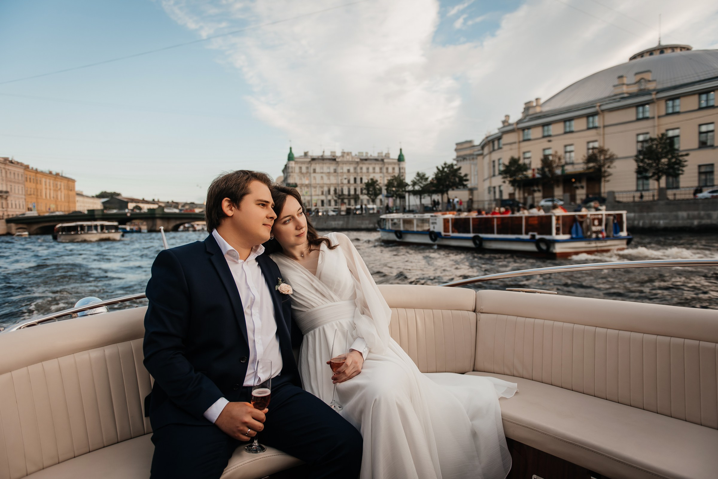 свадебная фотосессия на&nbsp;катере Venezia Nord