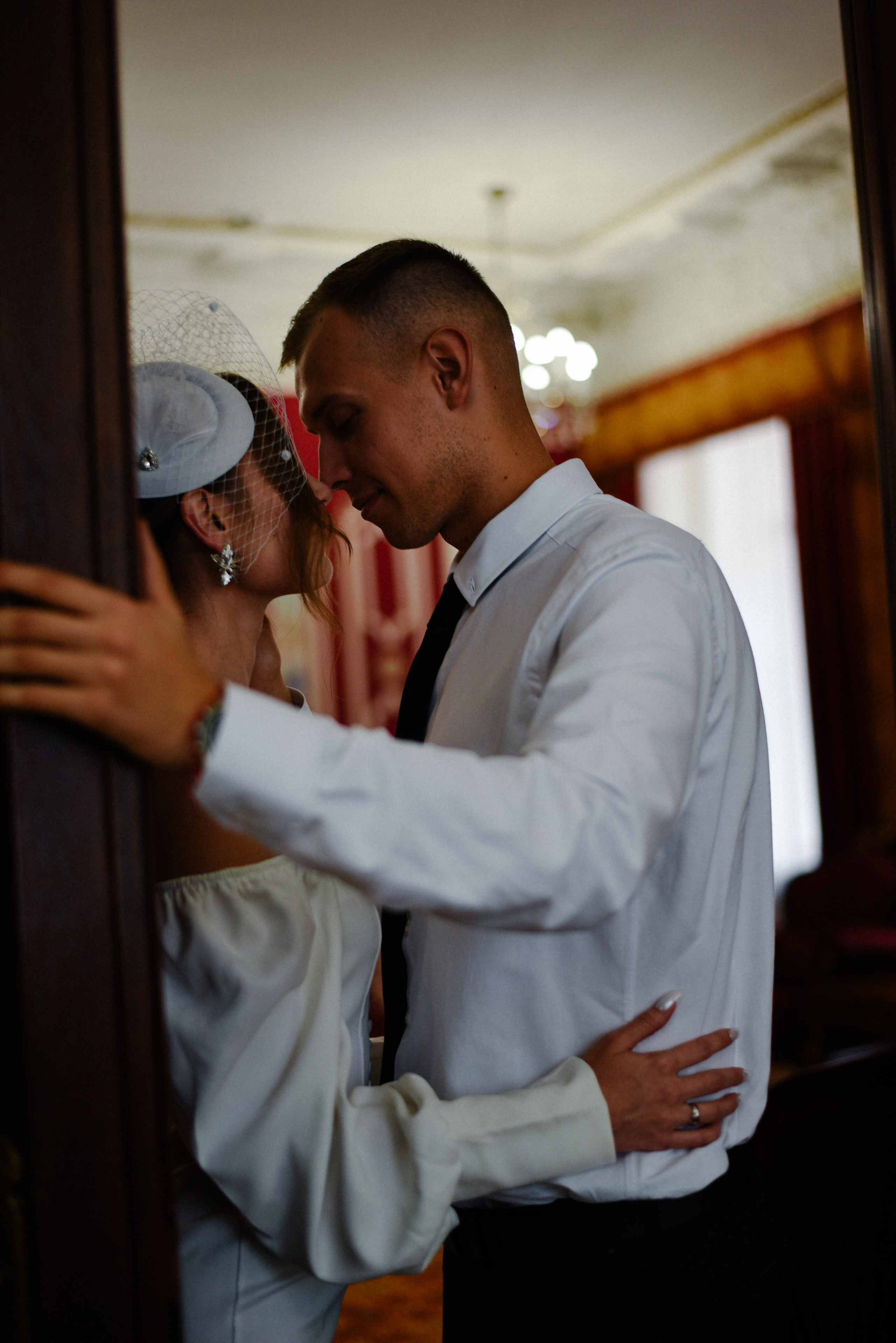 Егор и Виктория Грибоедовский ЗАГС и прогулка по городу. Фотограф Лола Волна, город Москва
