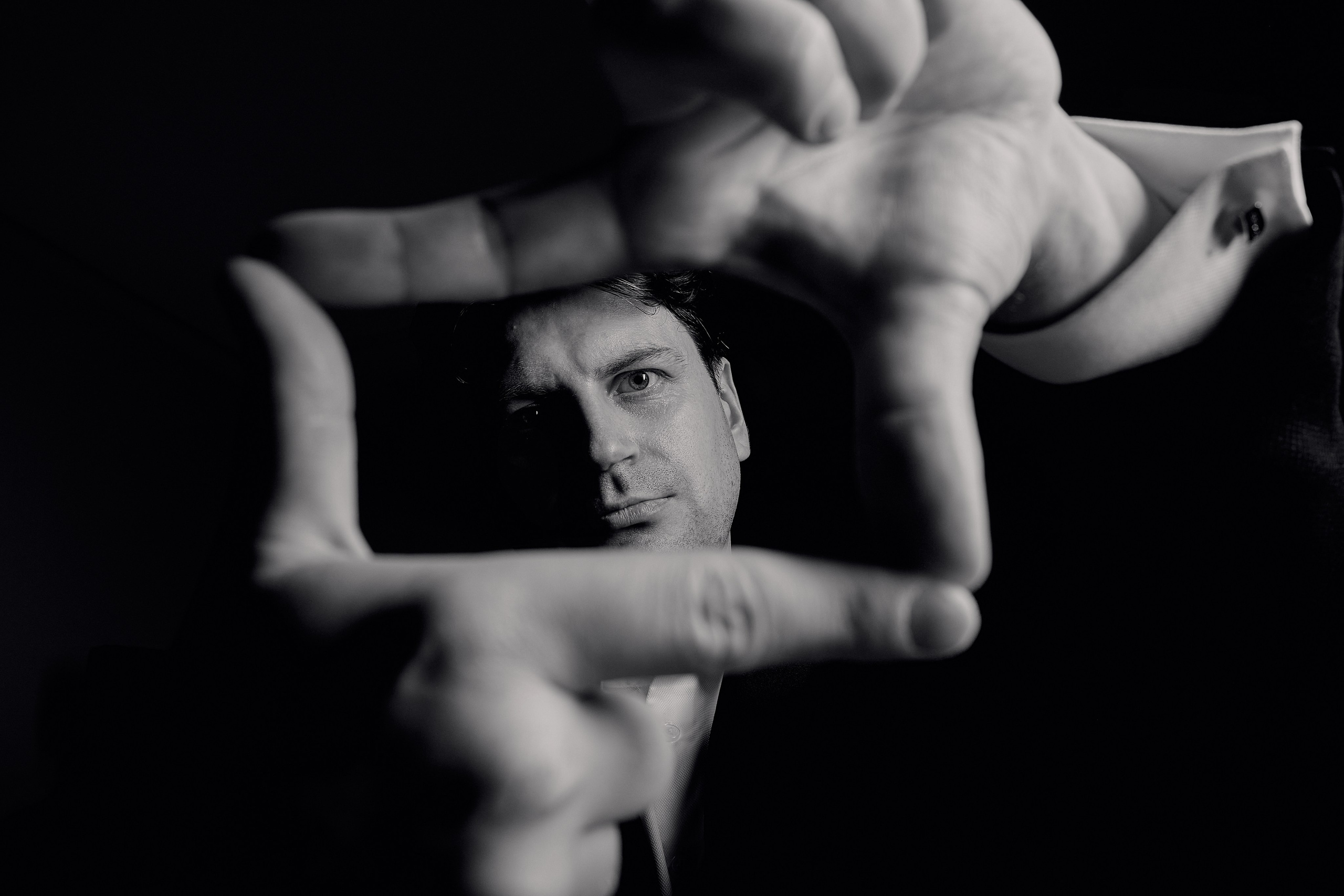 Контент-съёмка для ведущего мероприятий Дениса Егорова