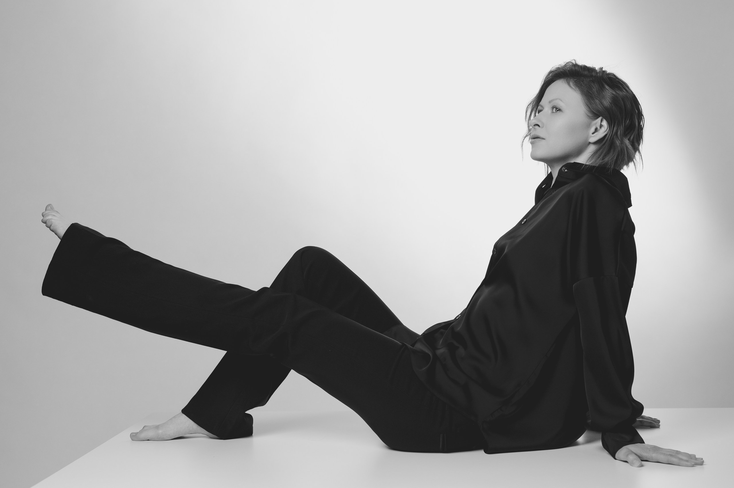 Минималистичная фотосессия в цвете и монохроме