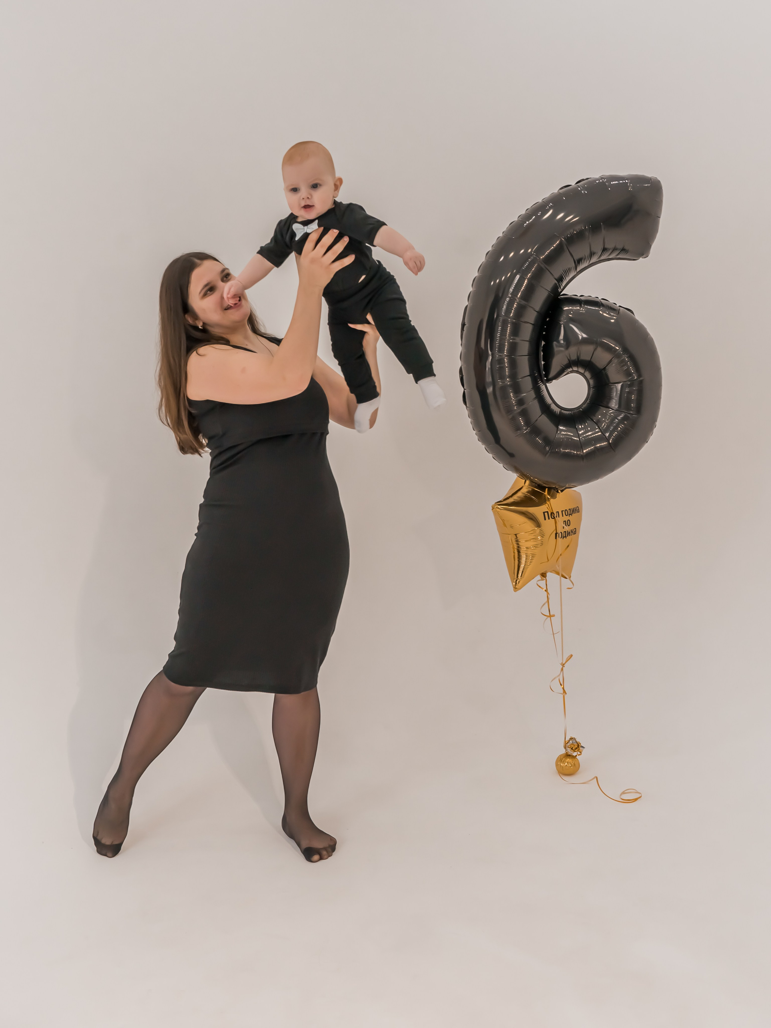 Владислав 6 месяцев студия. Отличные фотографии своих близких, своего бизнеса или даже себя. СПб