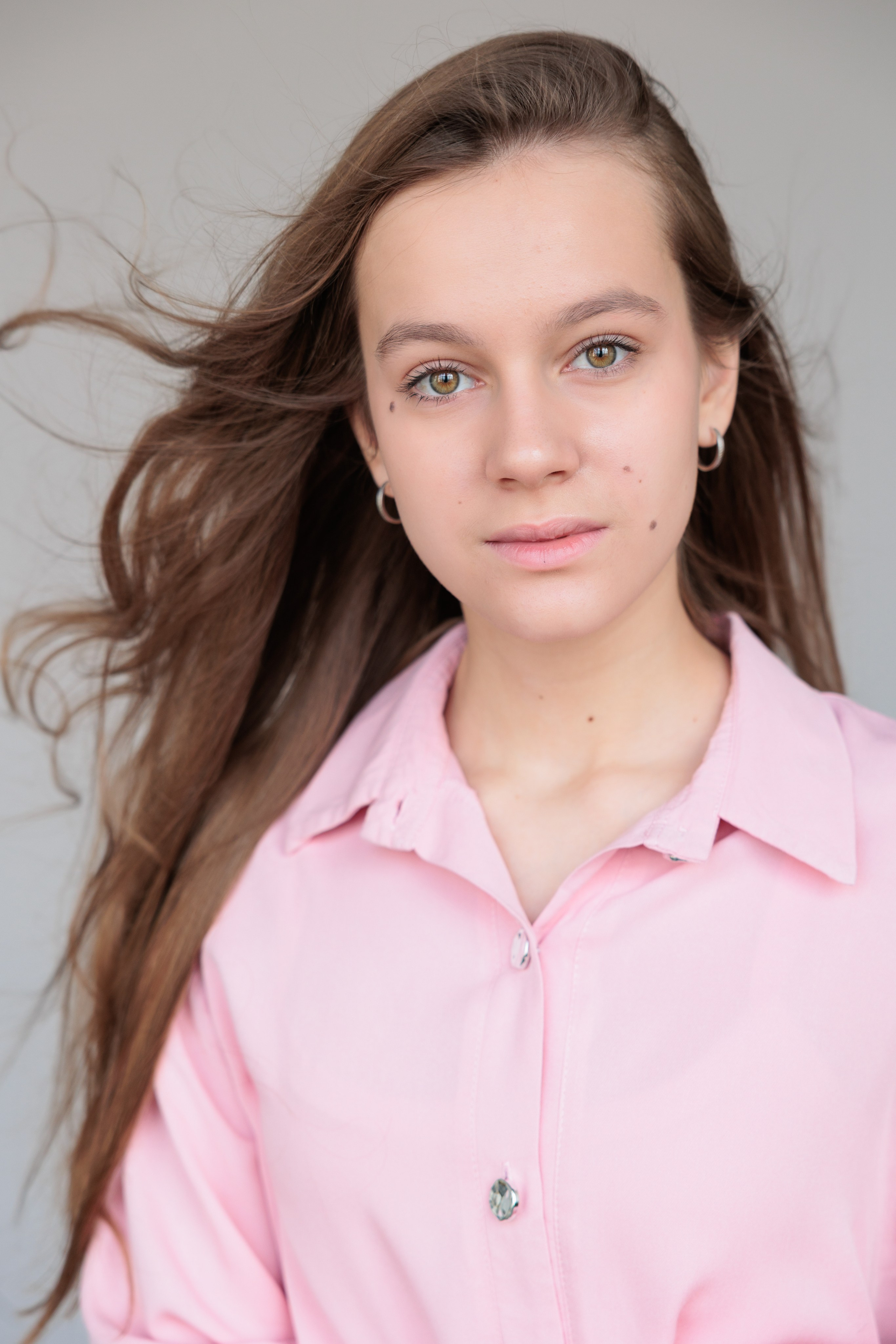 ПОЛИНА. Я фотограф из Москвы к Вашим услугам