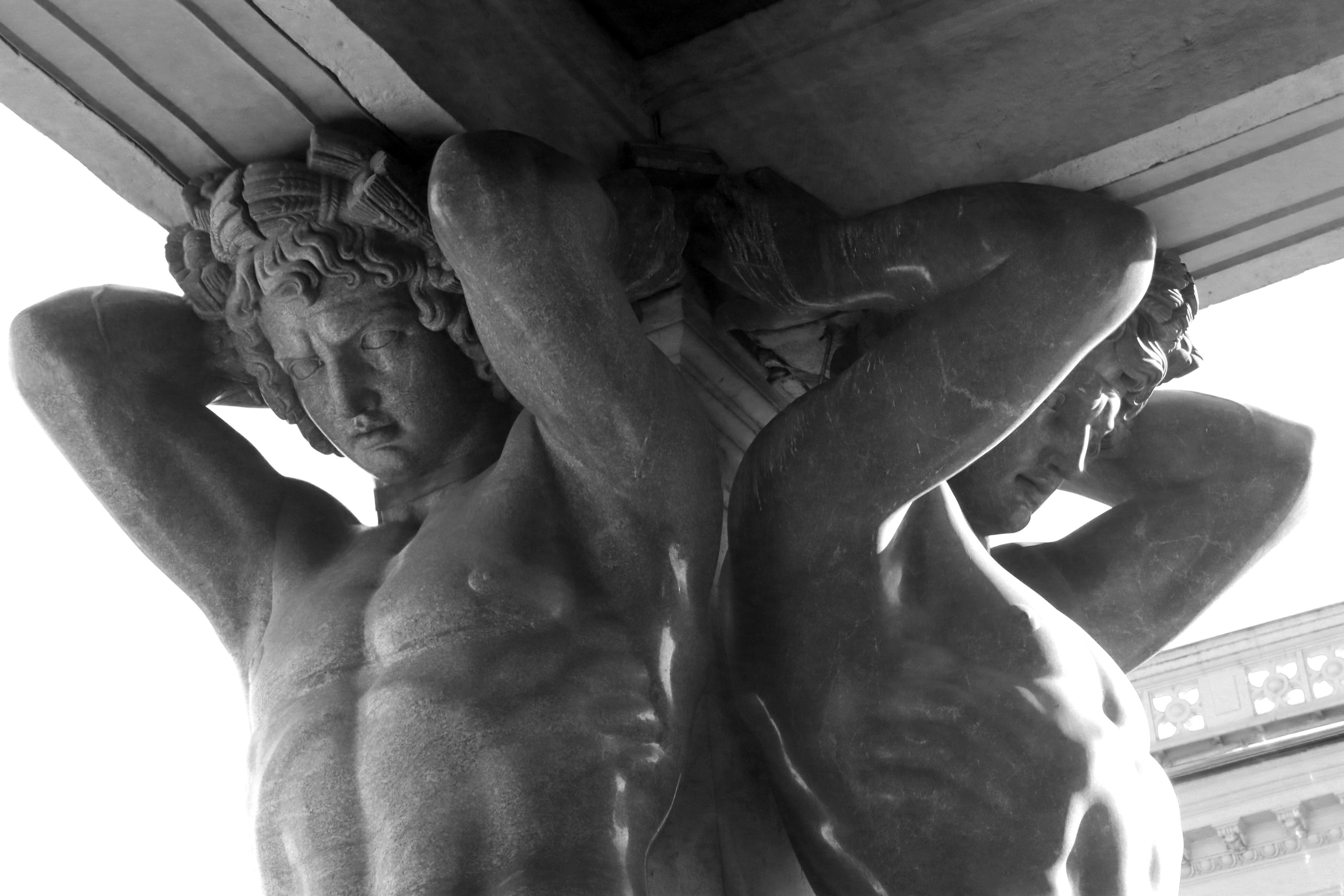 Атланты, кариатиды и т. д. Главная