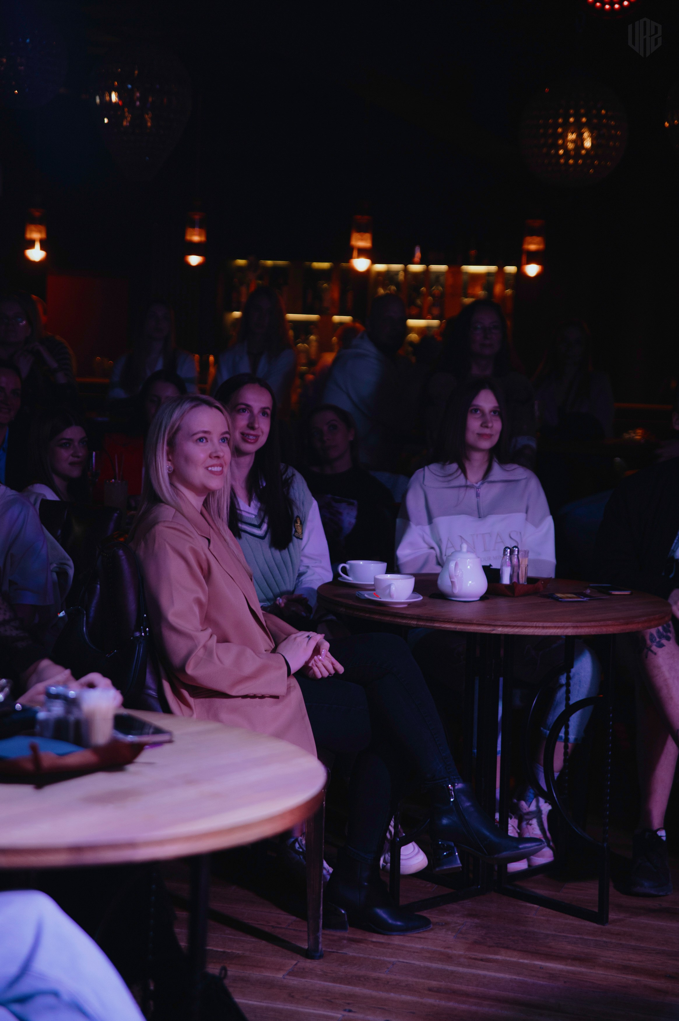 Stand up медицинских работников. Контент фотограф Илья Урс