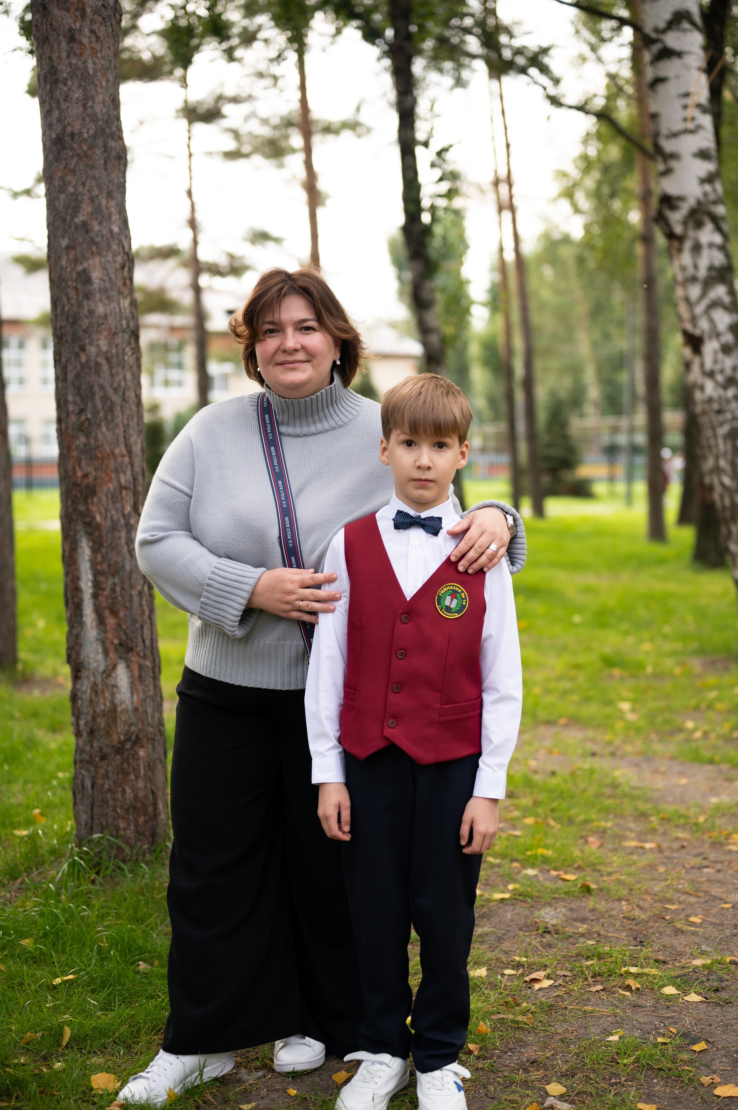 1 сентября 16 гимназия 2 класс (линейка + в классе+ на улице). Фотограф новорожденных, семейный детский в Тюмени Татьяна Морозова