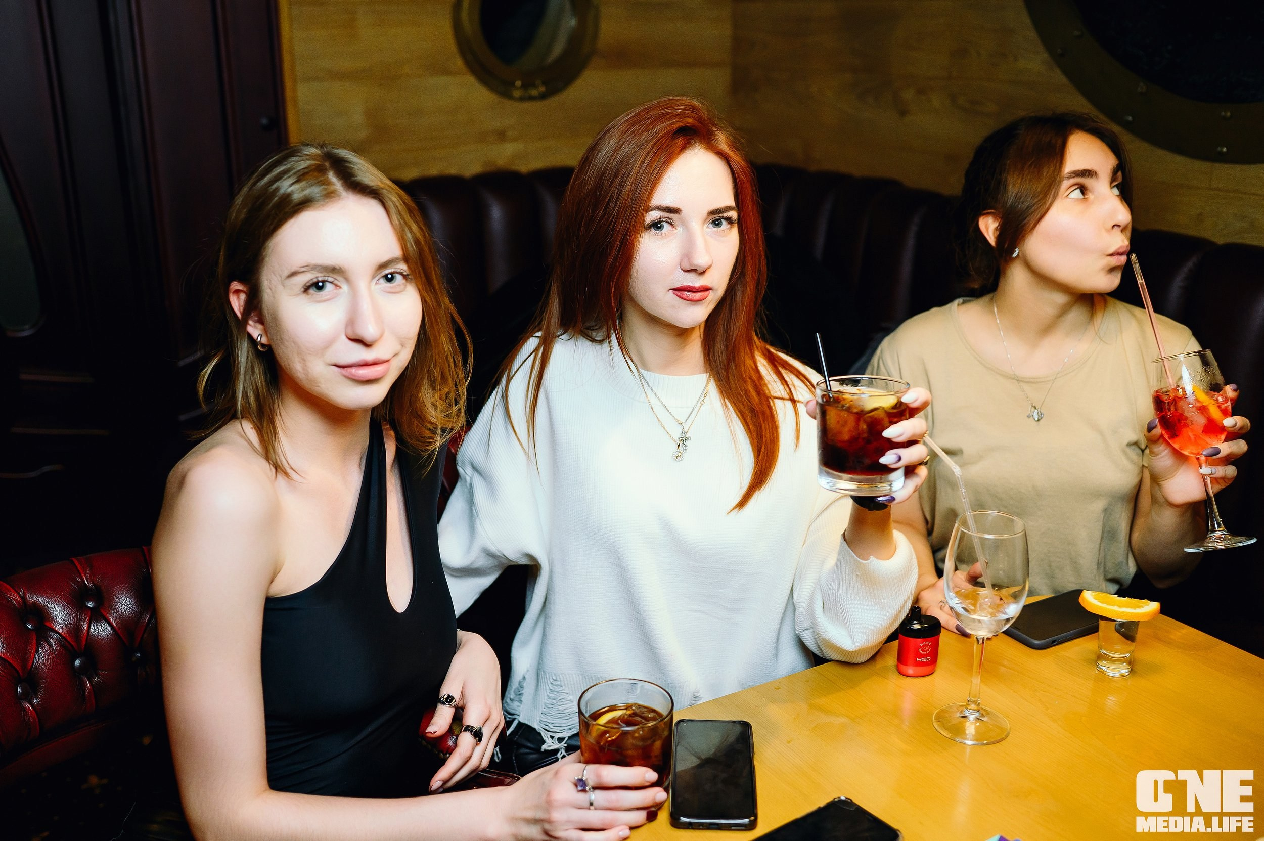 Фоторепортаж из бара Dreadnought. One Media Life: фоторепортажи, фотоотчеты с мероприятий и заведений
