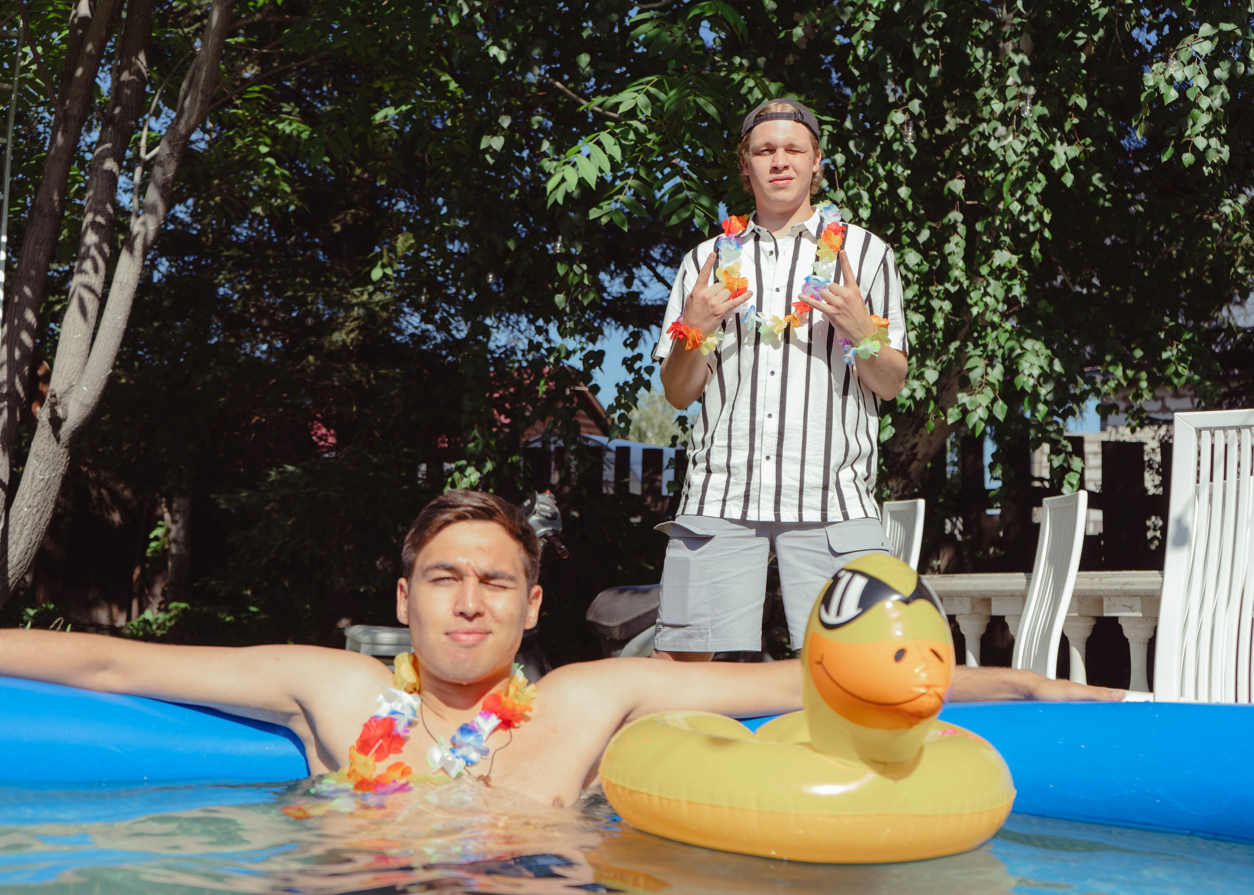 Гавайская вечеринка. Кир Анисин. Режиссер & фотограф