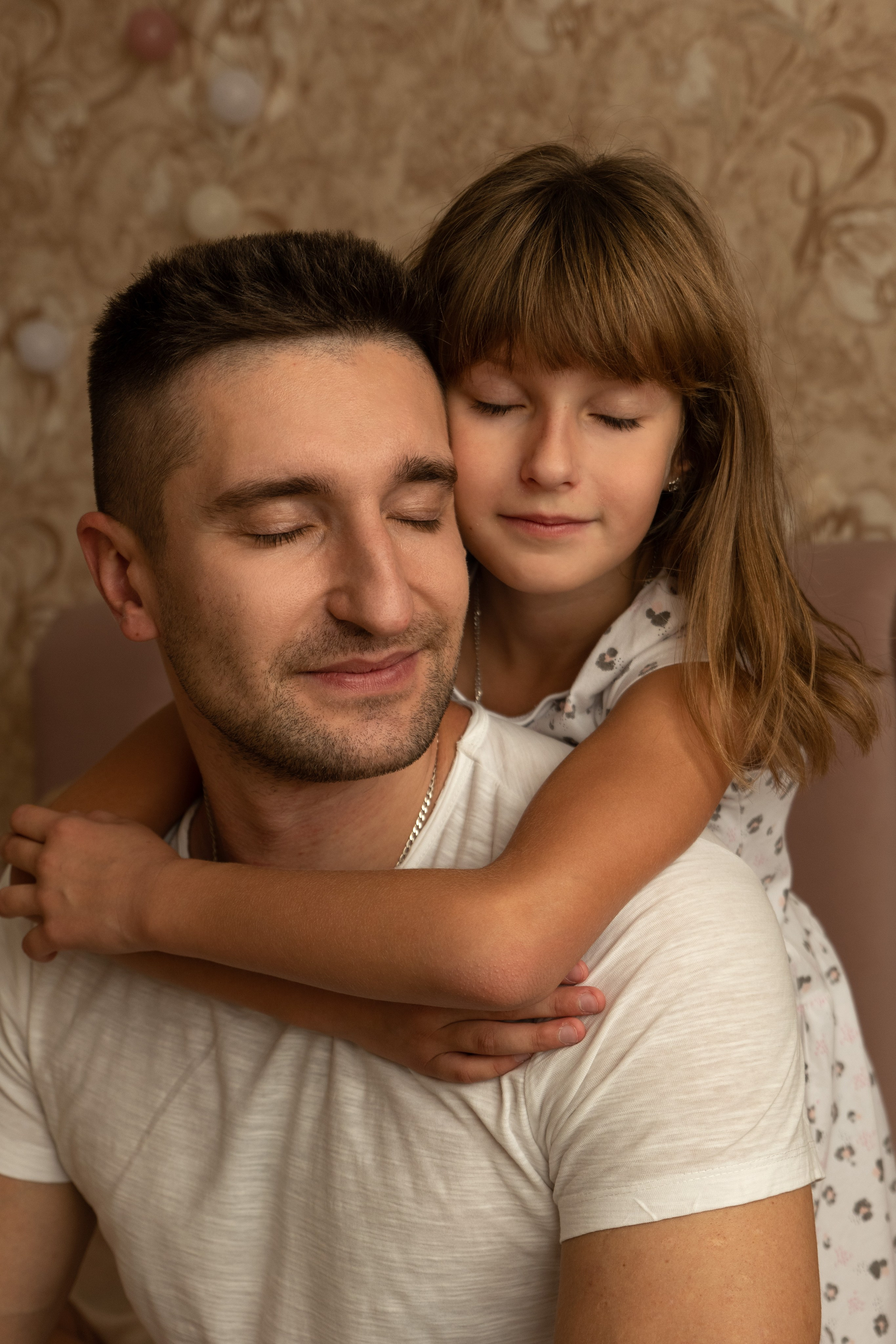 Семейная фотосессия дома. Фотограф видеограф Ольга Василевская