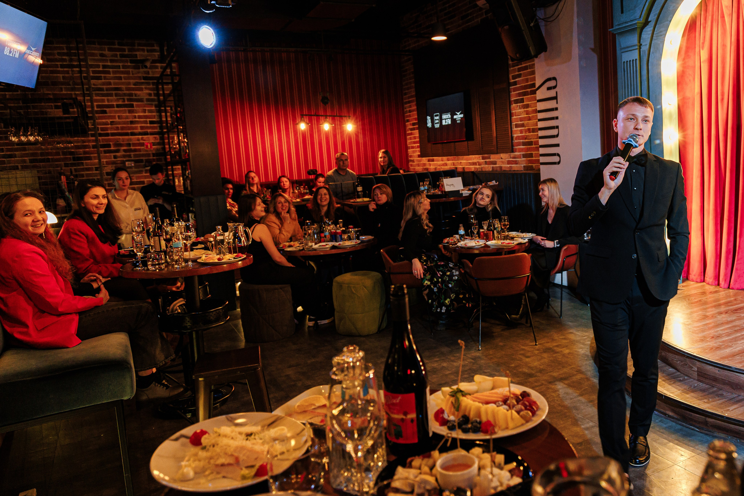 Выбери радио. Измайлова Ольга. Фотограф в Самаре. Репортаж, бизнес, индивидуальные съёмки