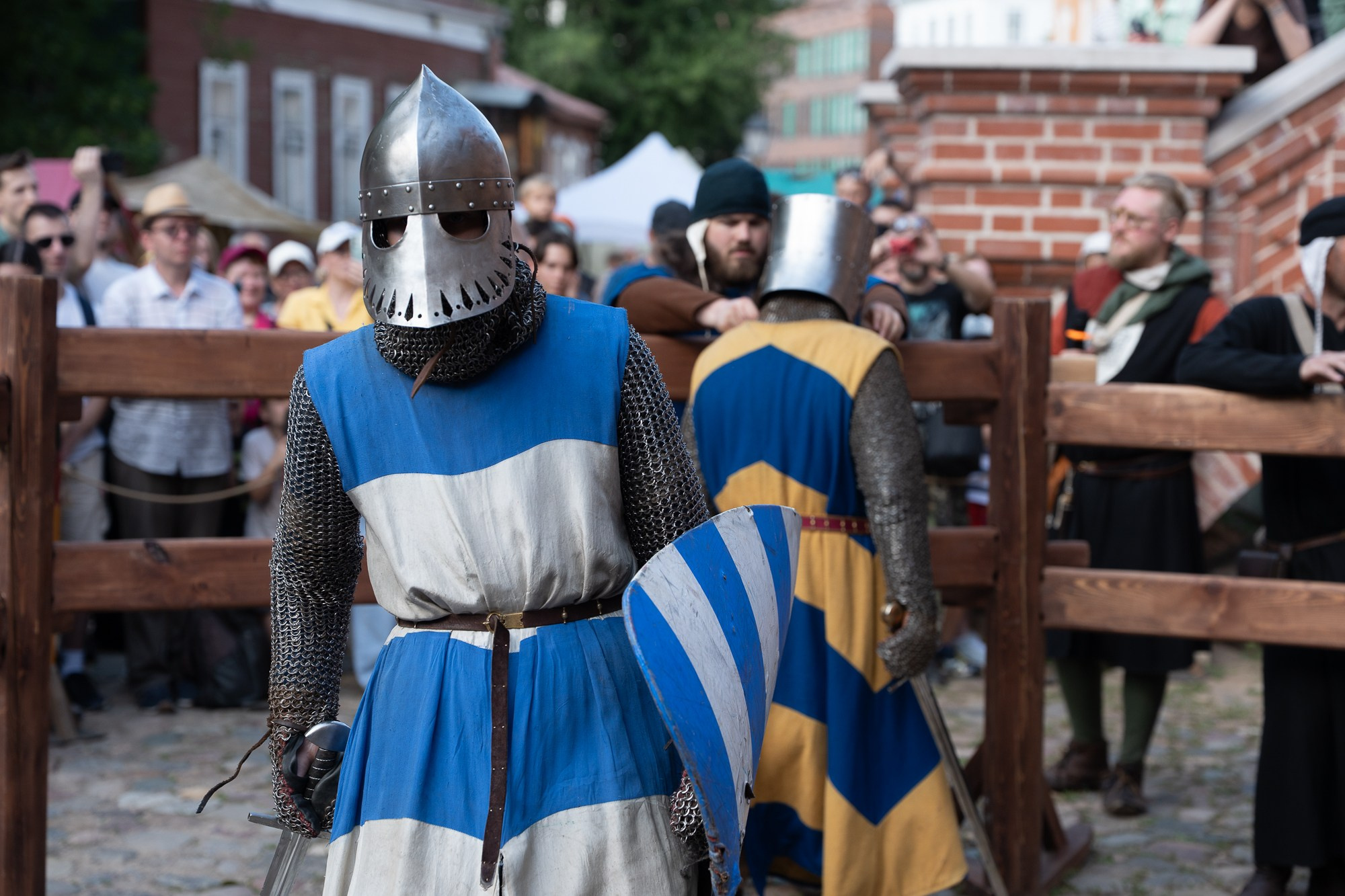 13-й город в Крутитском подворье 2025. Сайт Алматинского НЮ АРТ, будуар и фэшн фотографа Дениса Карпенко