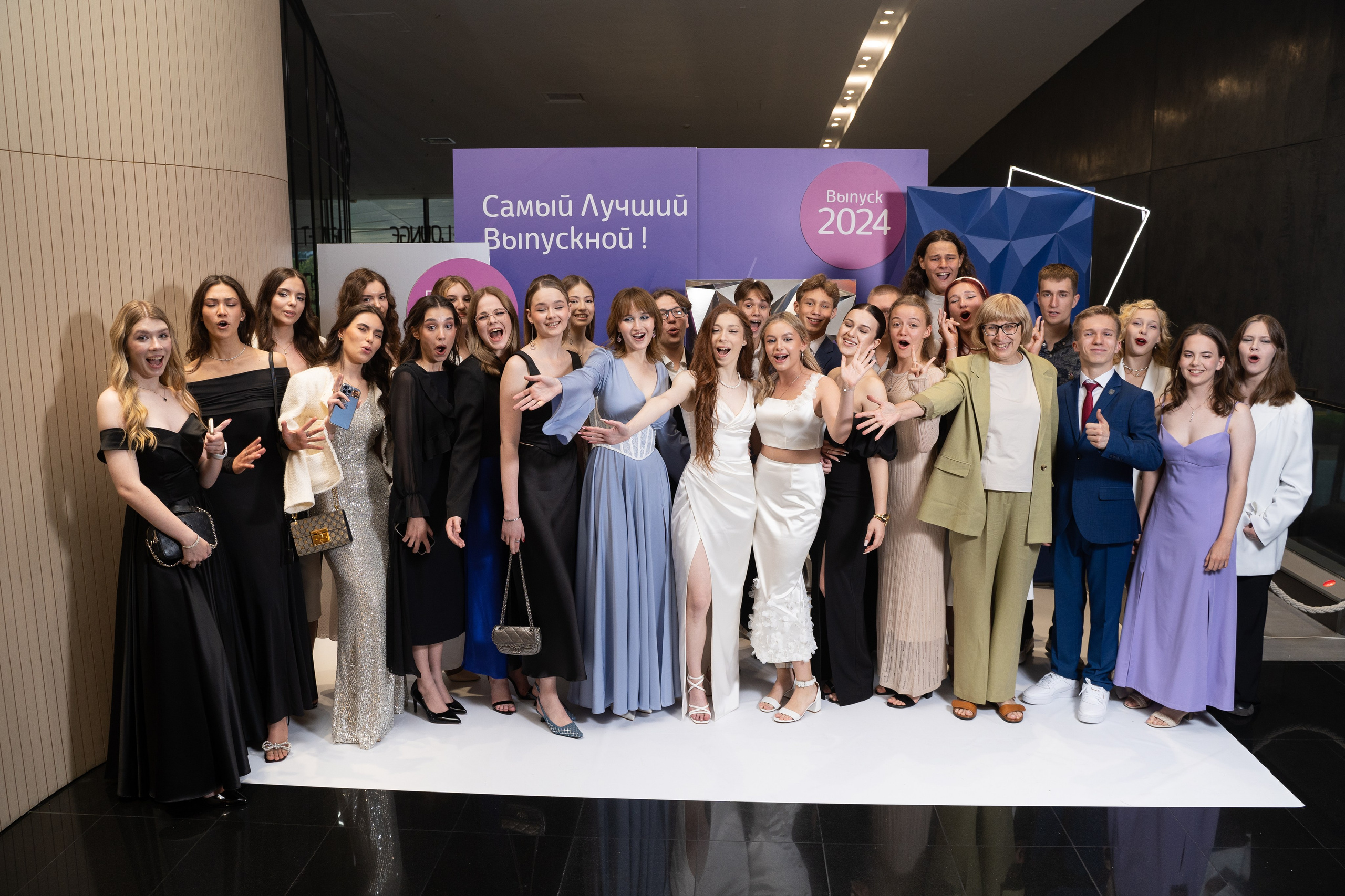 Выпускной (9-11 класс). Свадебный и семейный фотограф в Екатеринбурге Анна Месяцева