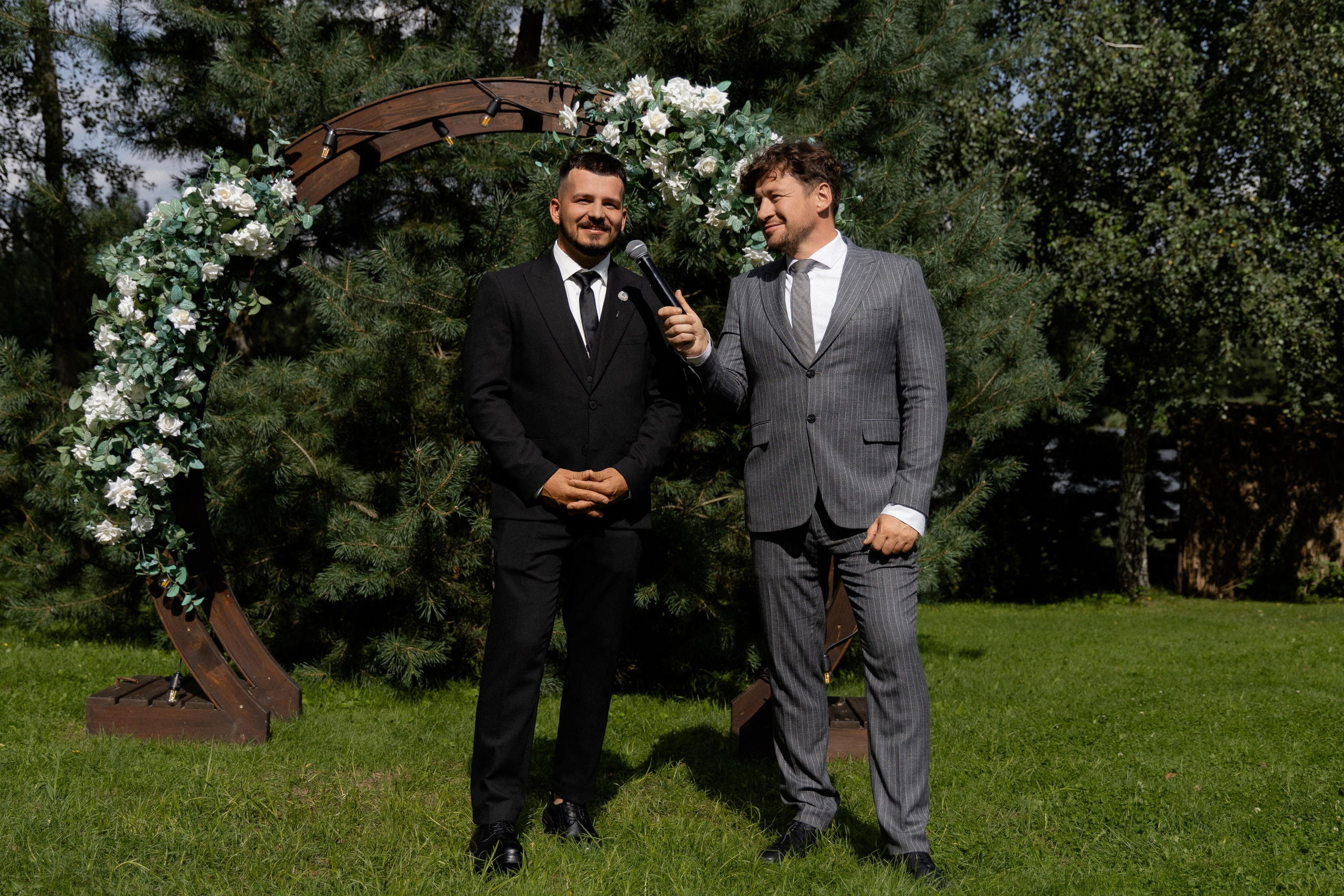 Свадебная фотосессия в агроусадьбе Лабодянка в Минске. Свадебный фотограф в Минске/Беларуси Сергей Спиридонов