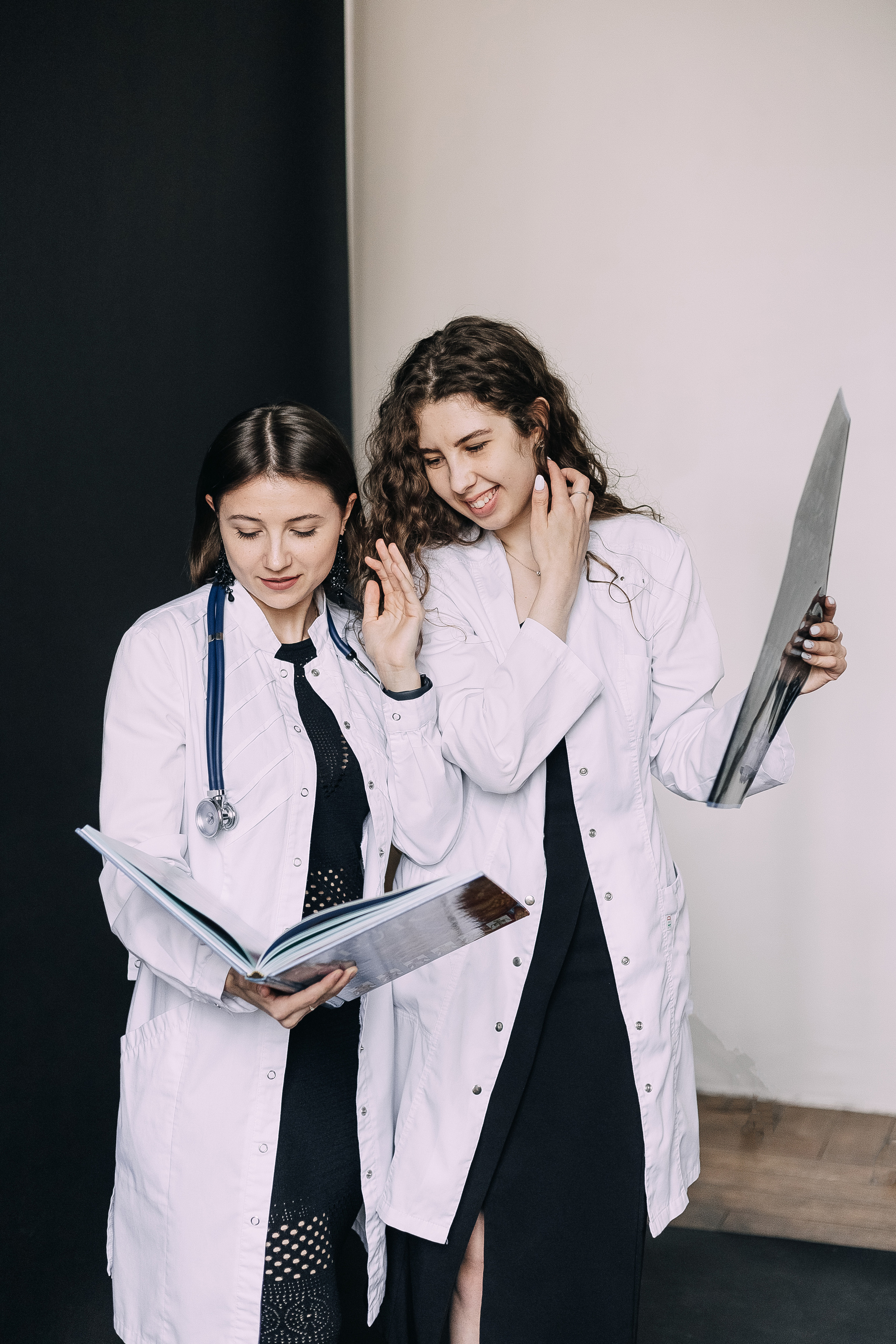 Фотосессия выпускников Медицинского. Фотограф в Красноярске Надежда Воскресенская