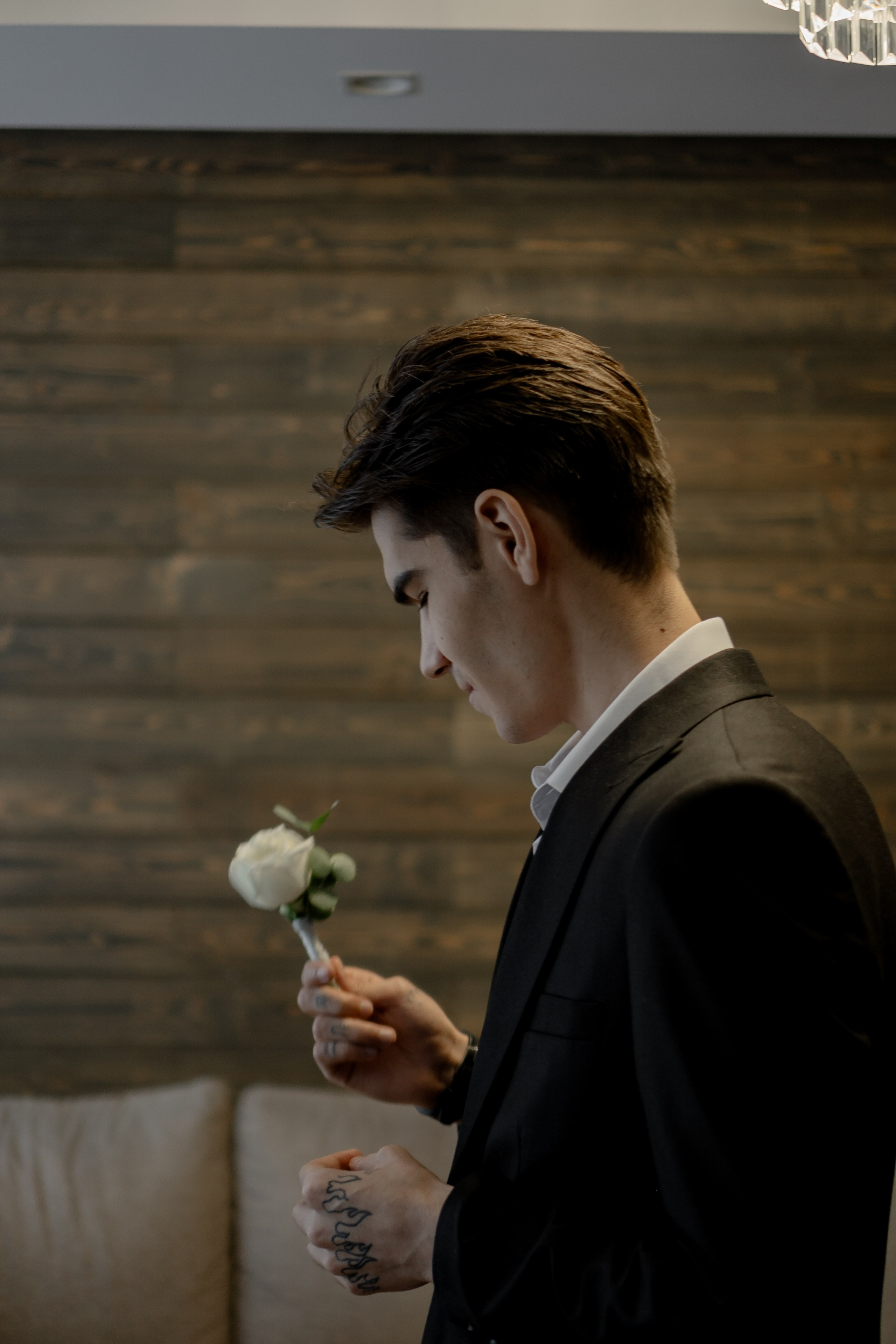 СВАДЕБНАЯ СЬЕМКА СБОРОВ В ОТЕЛЕ И ВЫЕЗД НА ЦЕРЕМОНИЮ (СНЯТО В СИБИРЕ В НИЖНЕВАРТОВСКЕ). Профессиональный фотограф, Санкт-Петербург — Виктория Богомолова