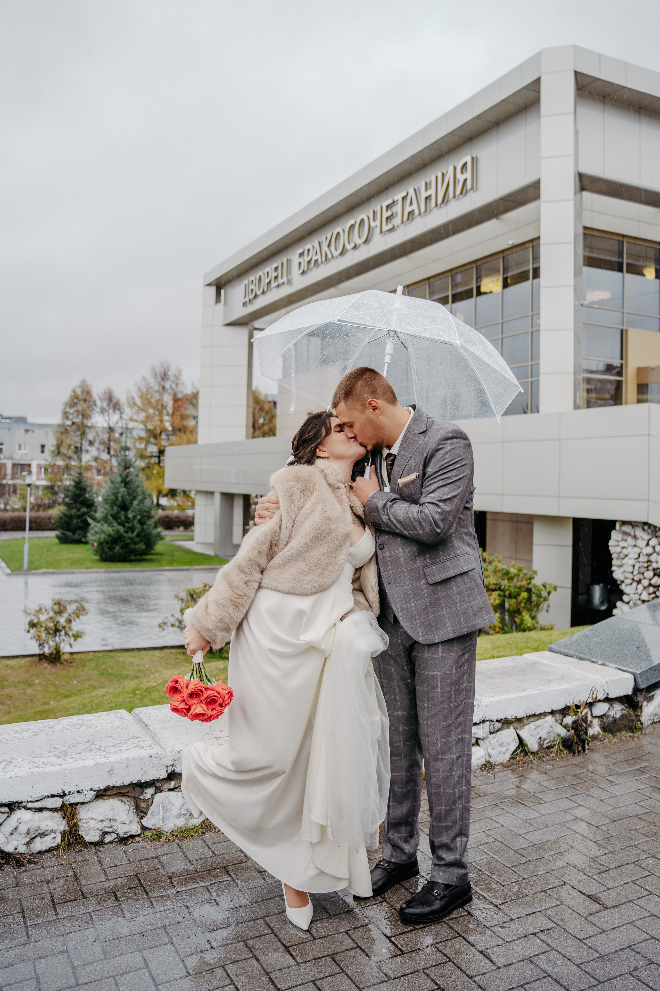 Полный свадебный день. Фотограф, видеограф и пилот дрона на Байкале