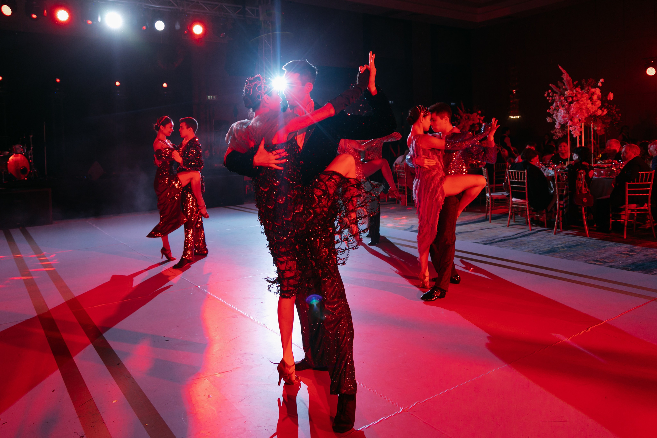 ФОТОГАЛЕРЕЯ. Ведущий мероприятии в Астане Акылбеков Алмас