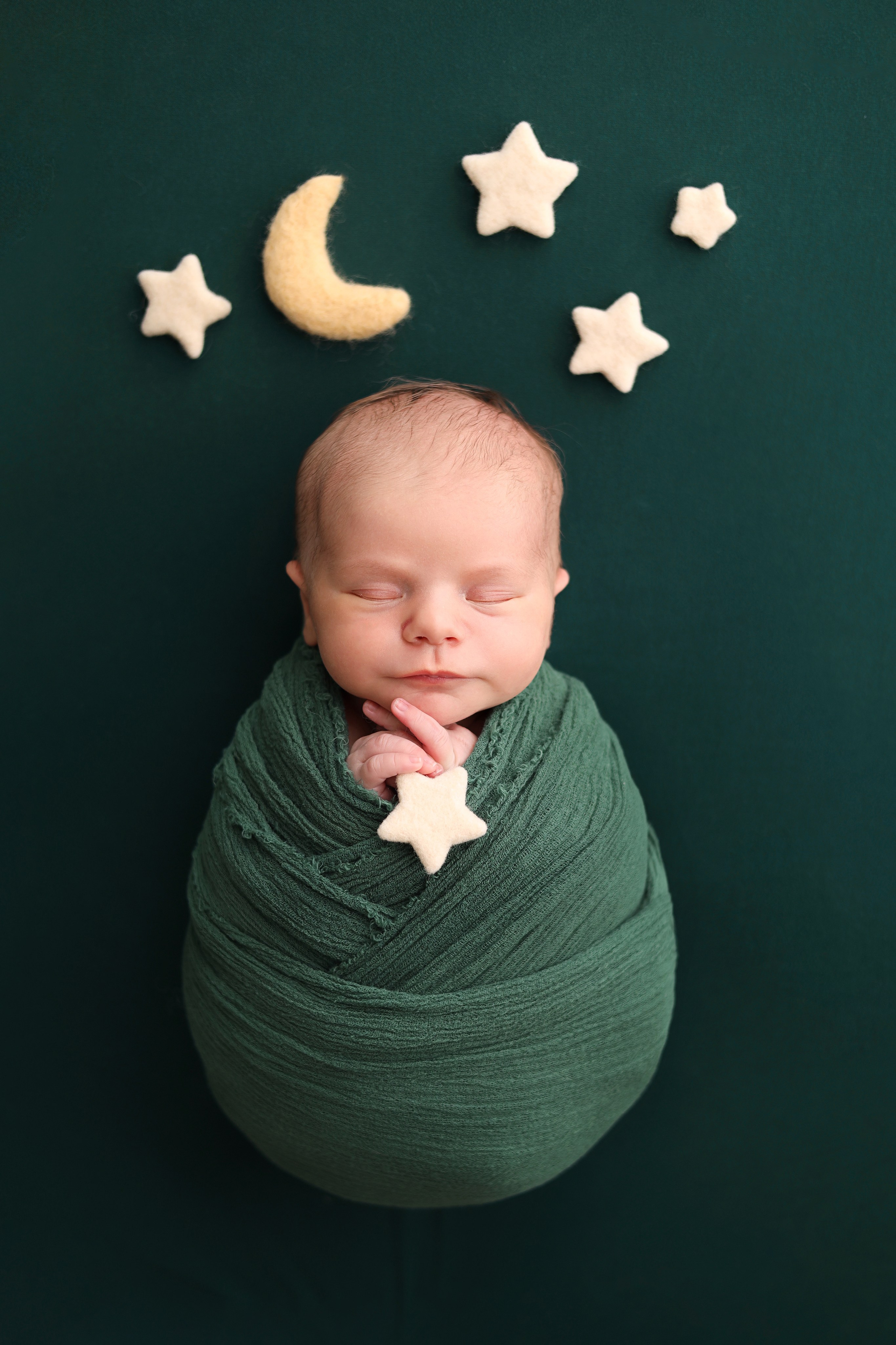 Ньюборн съемка Мирона. Фотограф новорожденных в Бутово. Фотограф новорожденных Москва. Ньюборн фотограф Москва